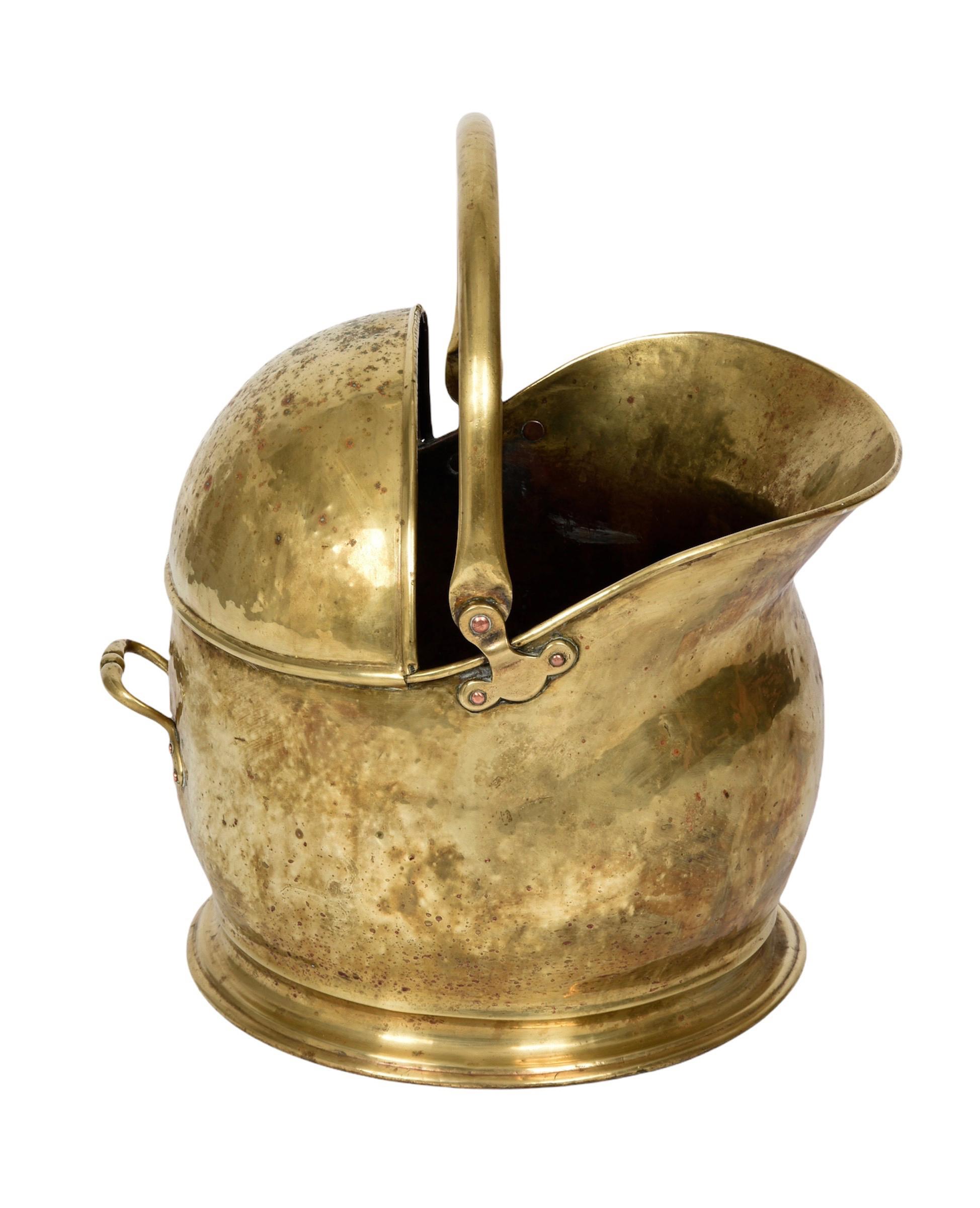 Italian Helmet-shaped brass coal bucket from the early 1900s, Italy, 1930s