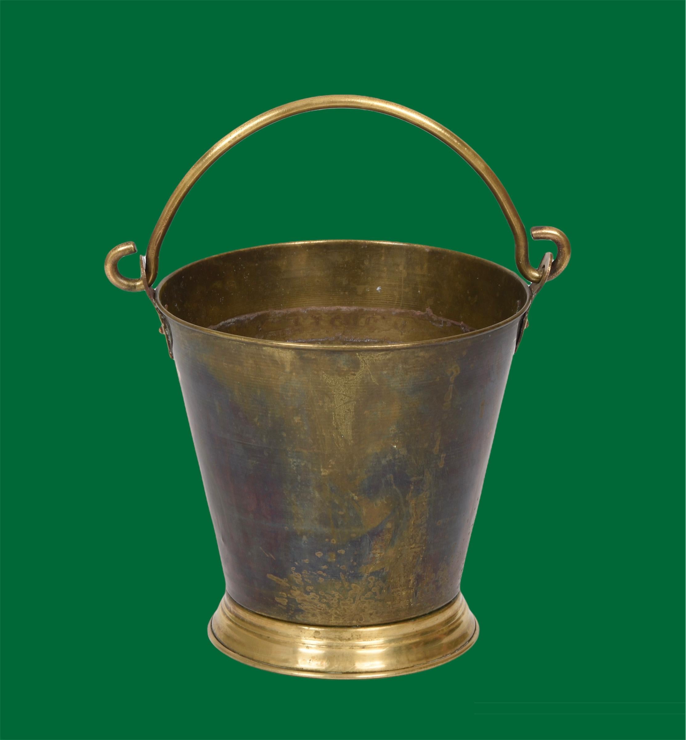 Early 20th Century Brass Italian Ice Bucket with Heavy Handle, 1930s 7