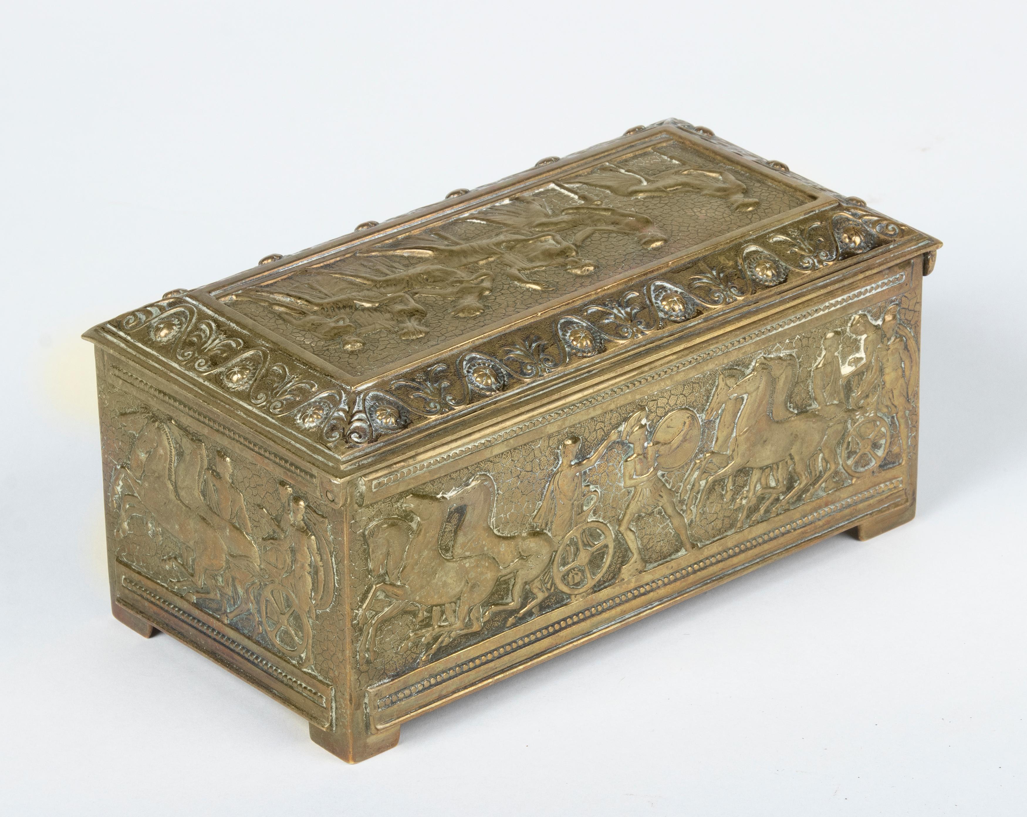 Early 20th Century Brass Jewelry Box with Roman Empire Scenes 7