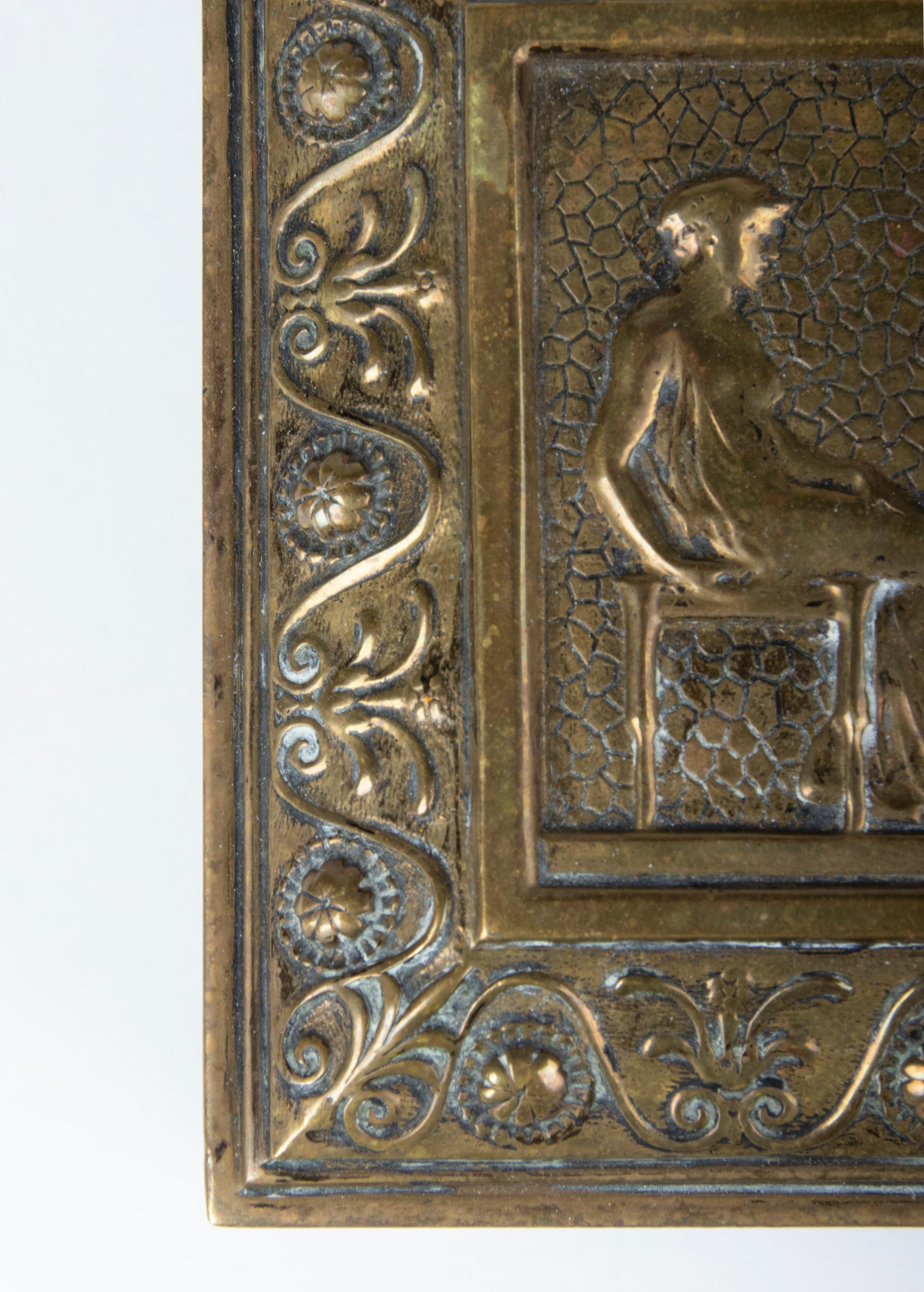 Early 20th Century Brass Jewelry Box with Roman Empire Scenes 8