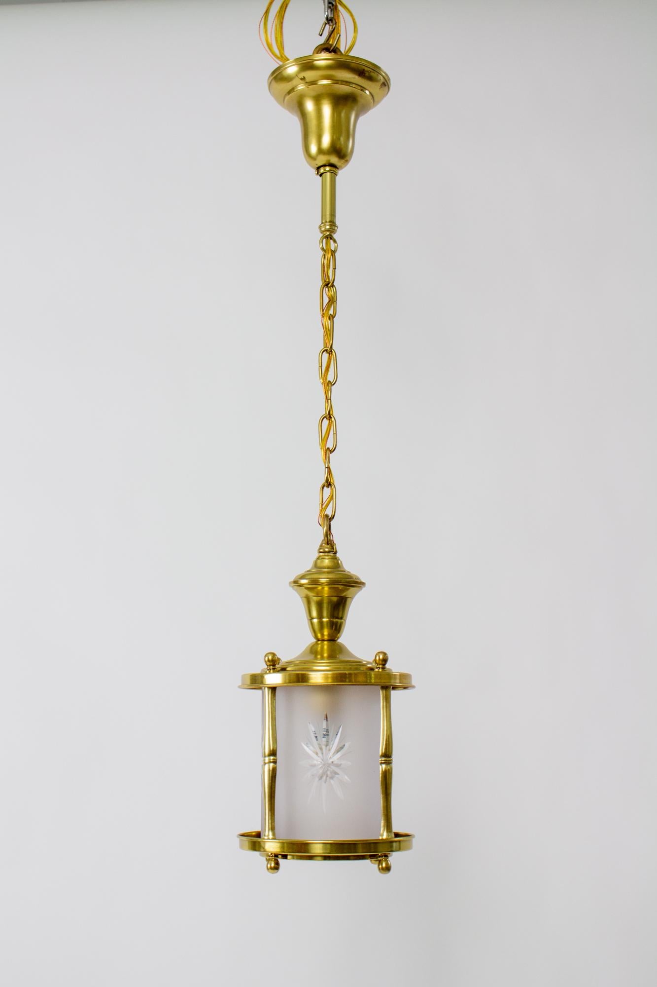 Colonial Revival Early 20th Century Brass Lantern with Frosted Star Cut Glass For Sale