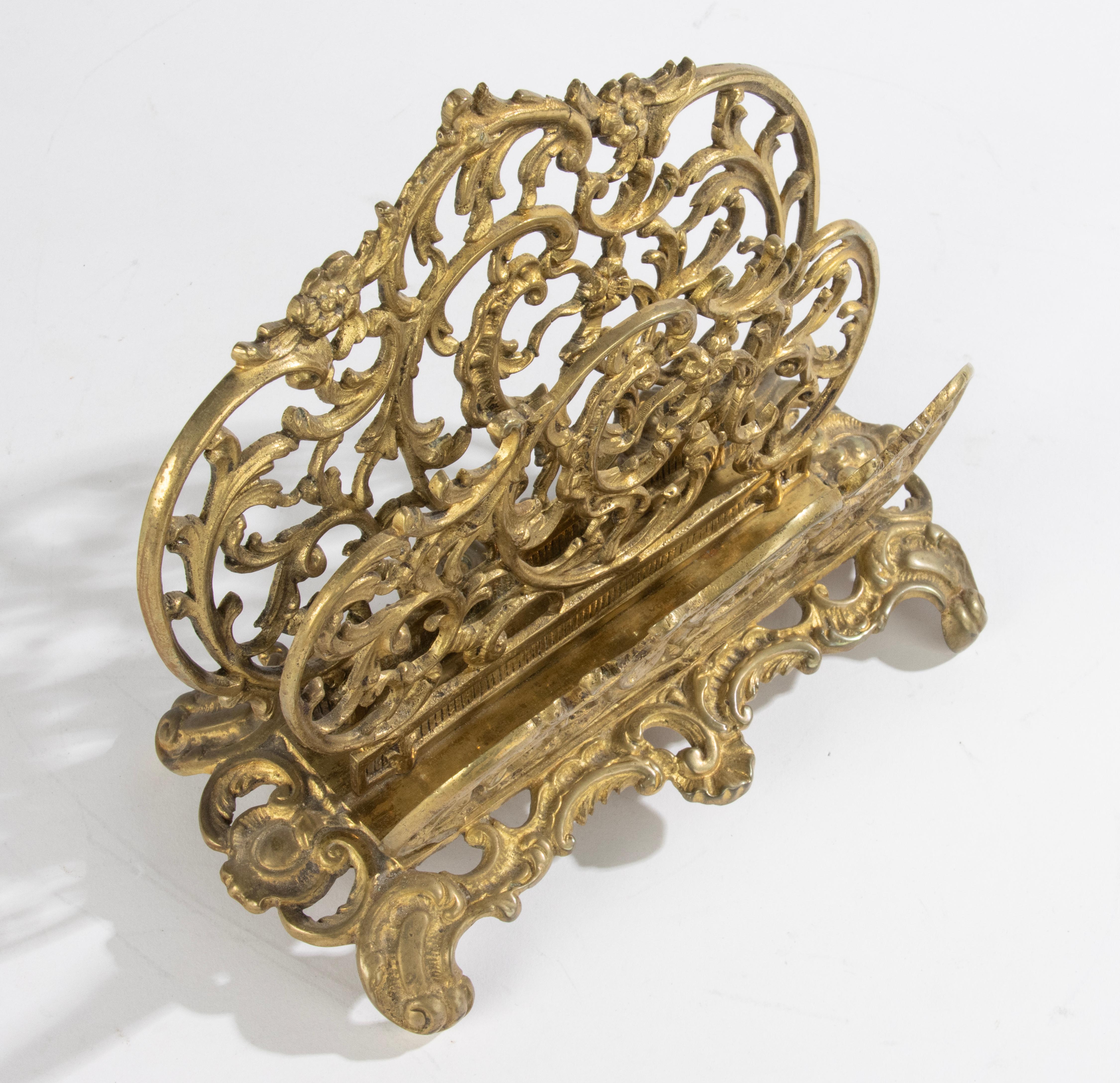 Early 20th Century Brass Letter Rack  For Sale 3