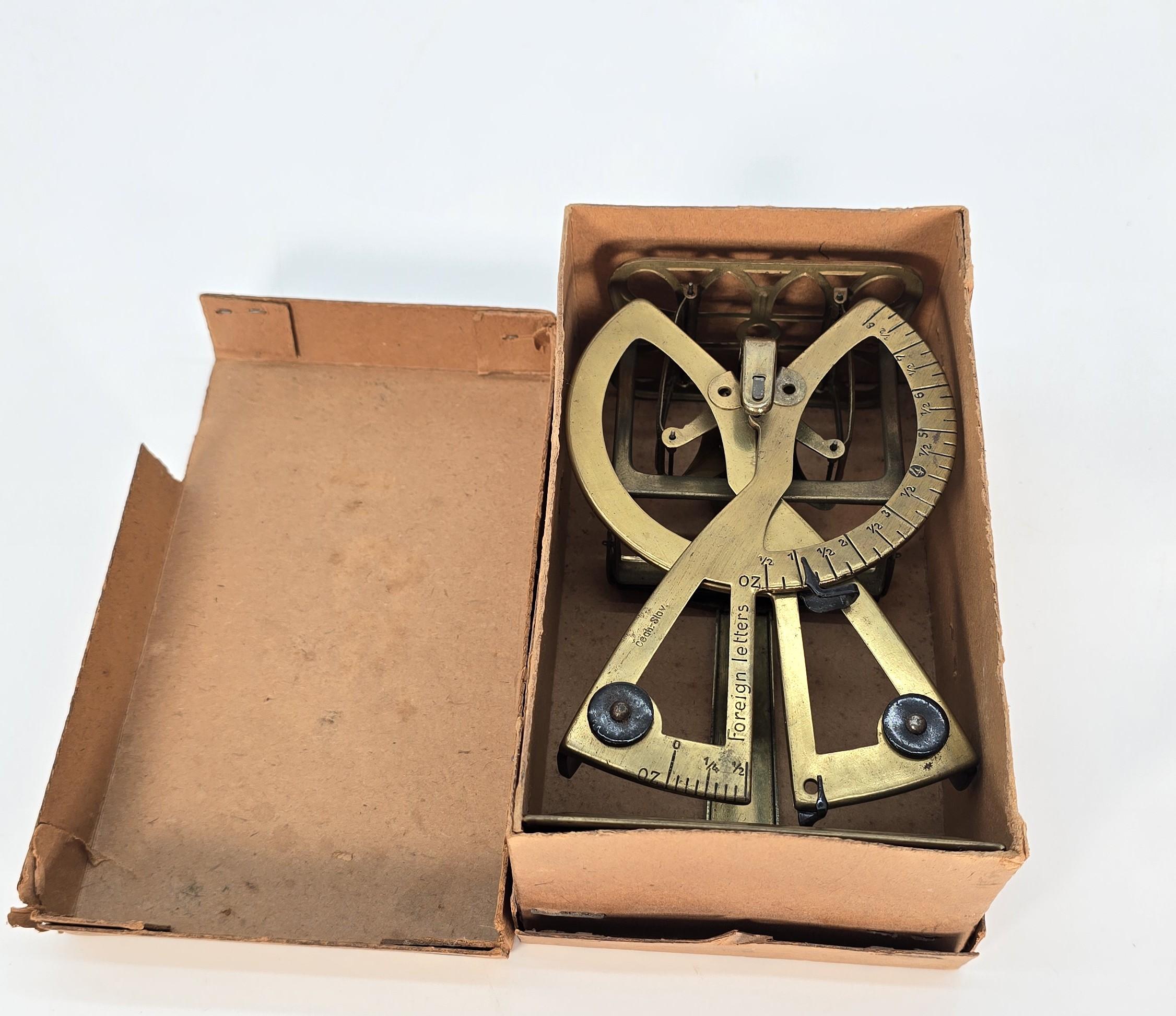 Pèse-lettres en laiton du début du 20e siècle fabriqué en Tchécoslovaquie, vers 1910 en vente 11