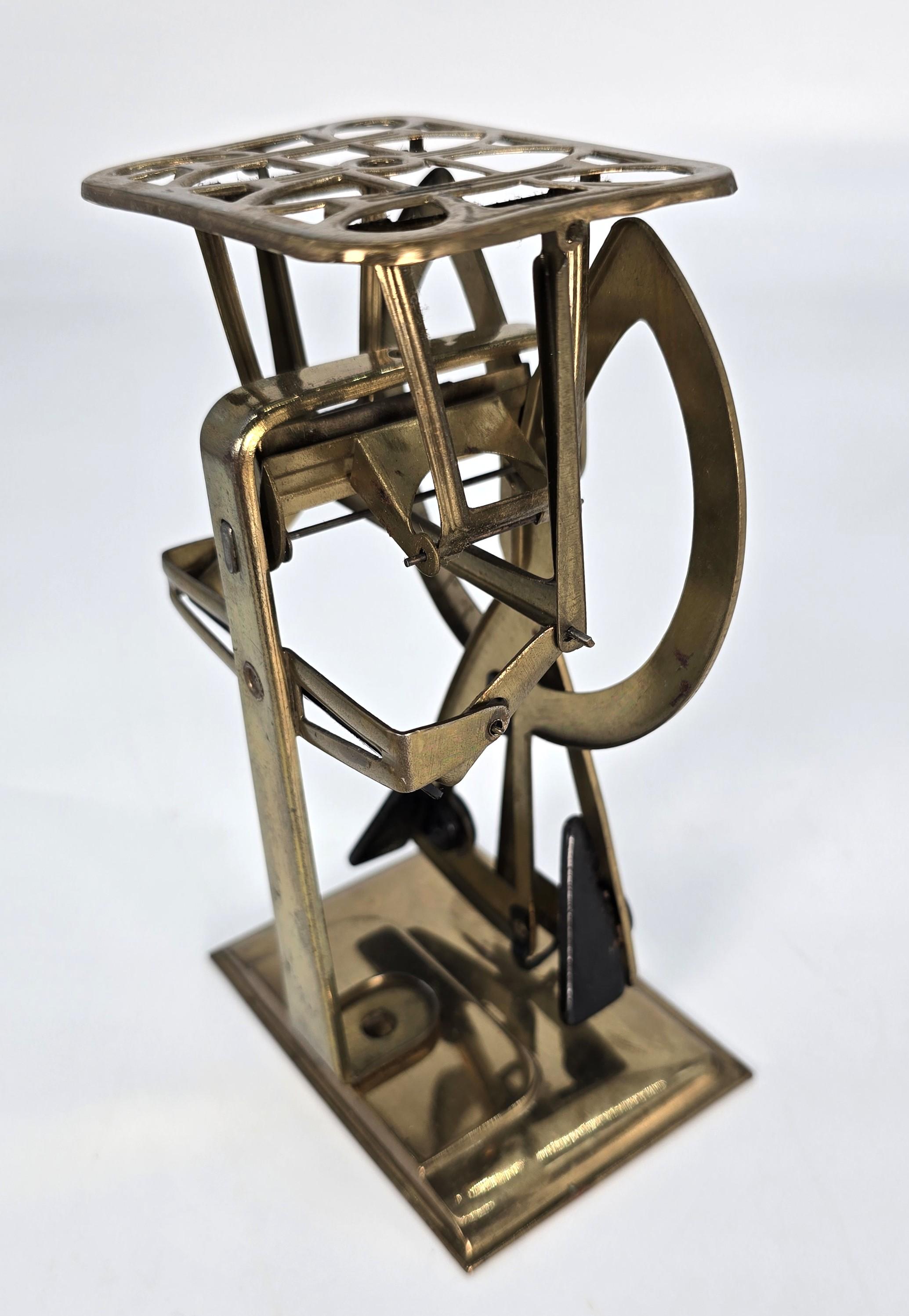 Pèse-lettres en laiton du début du 20e siècle fabriqué en Tchécoslovaquie, vers 1910 Bon état - En vente à Central England, GB