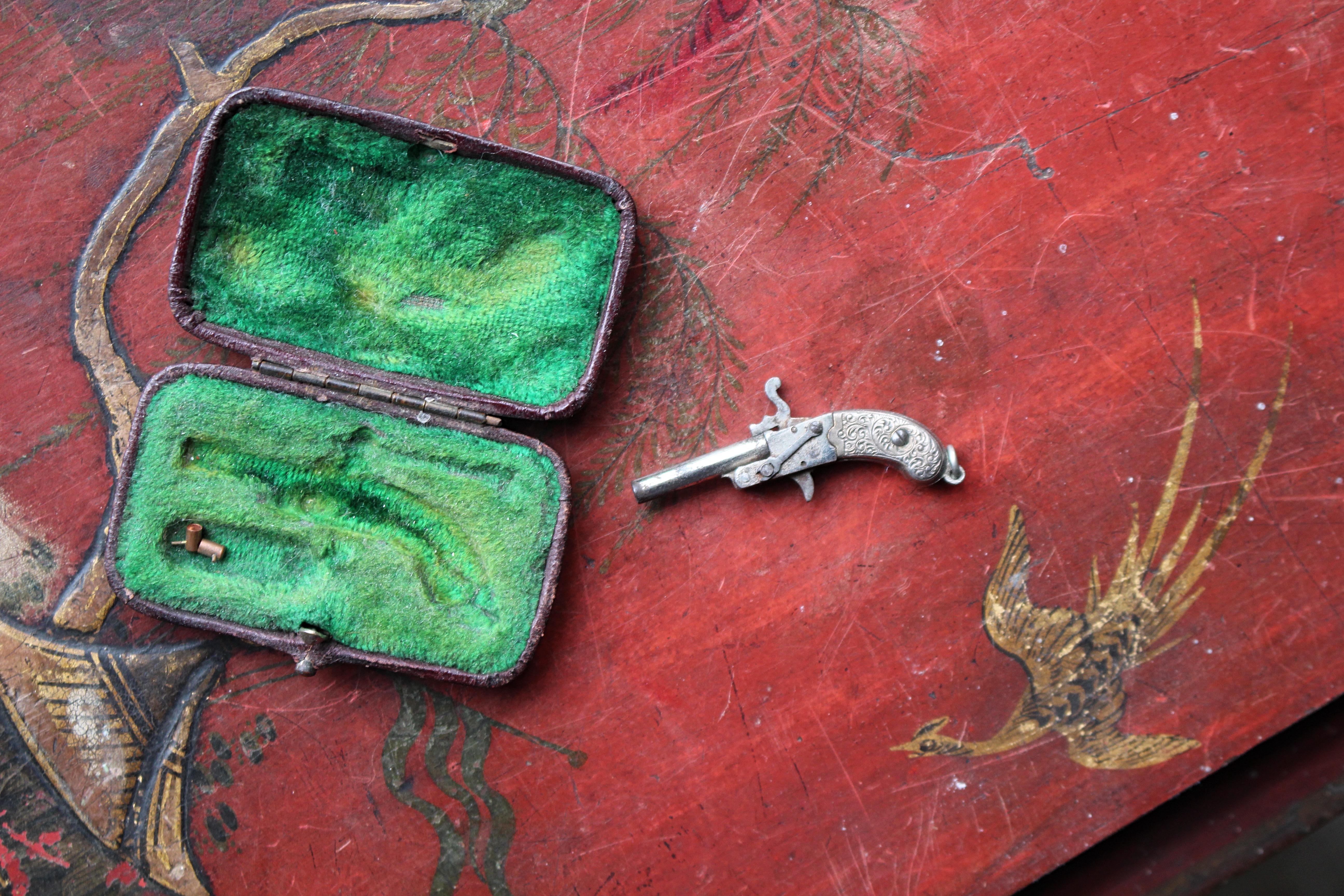 argento pistola turco