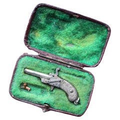 Pistola Breloque Pinfire Prostitutas de principios del siglo XX de Franz Pfannl