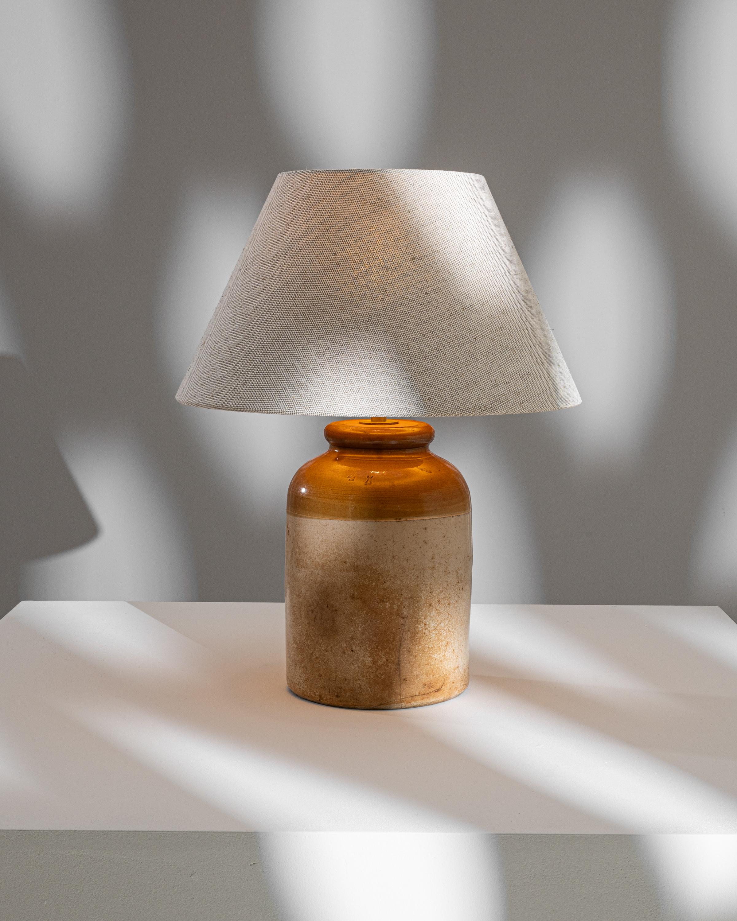 Early 20th Century British Ceramic Table Lamp For Sale 3