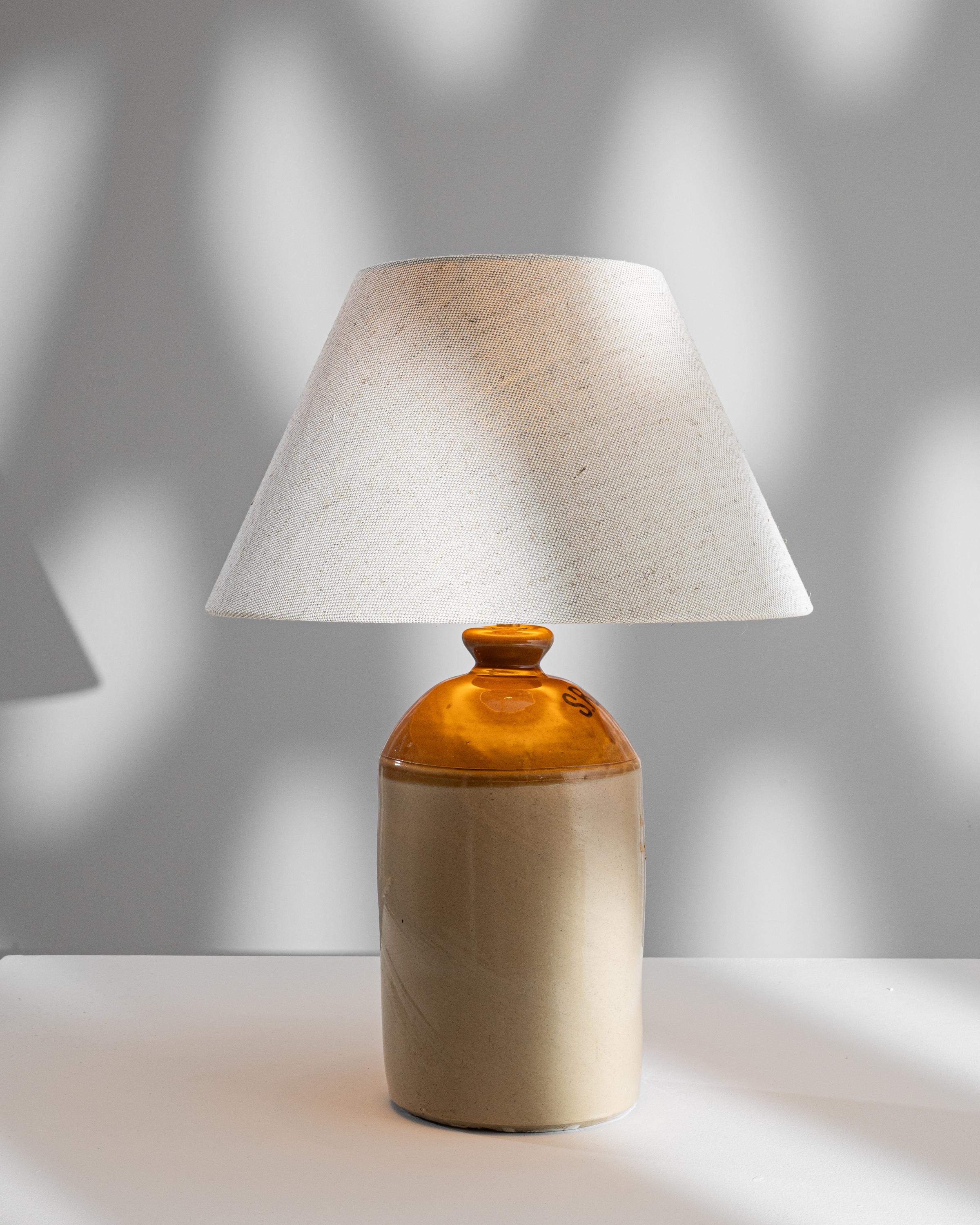 Early 20th Century British Ceramic Table Lamp For Sale 3