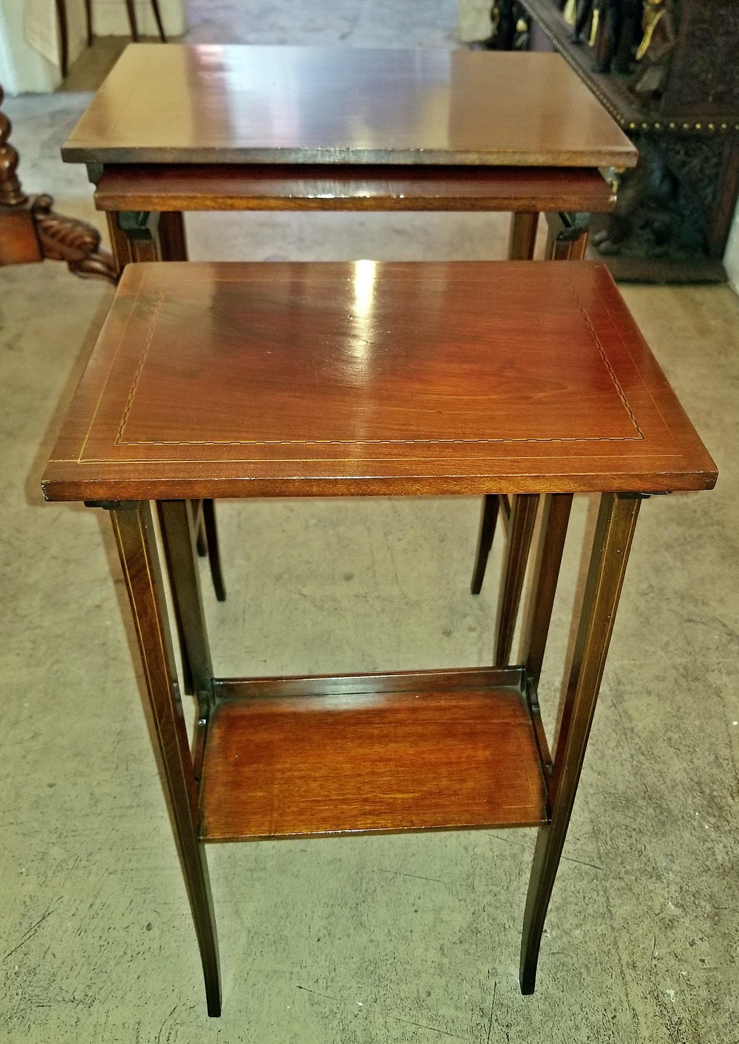 Early 20th Century British Mahogany and Inlaid Nest of Tables 5