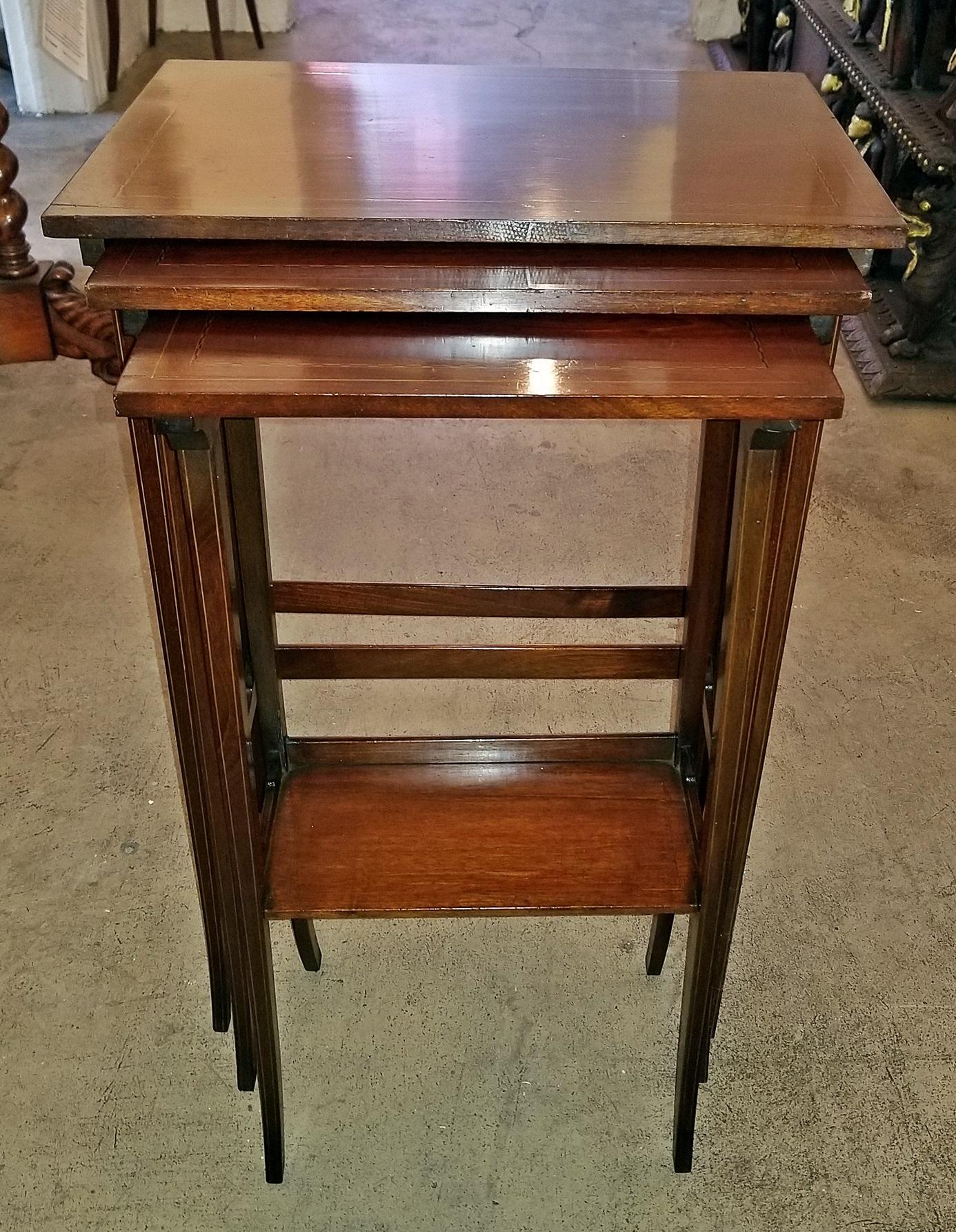 Early 20th Century British Mahogany and Inlaid Nest of Tables 6