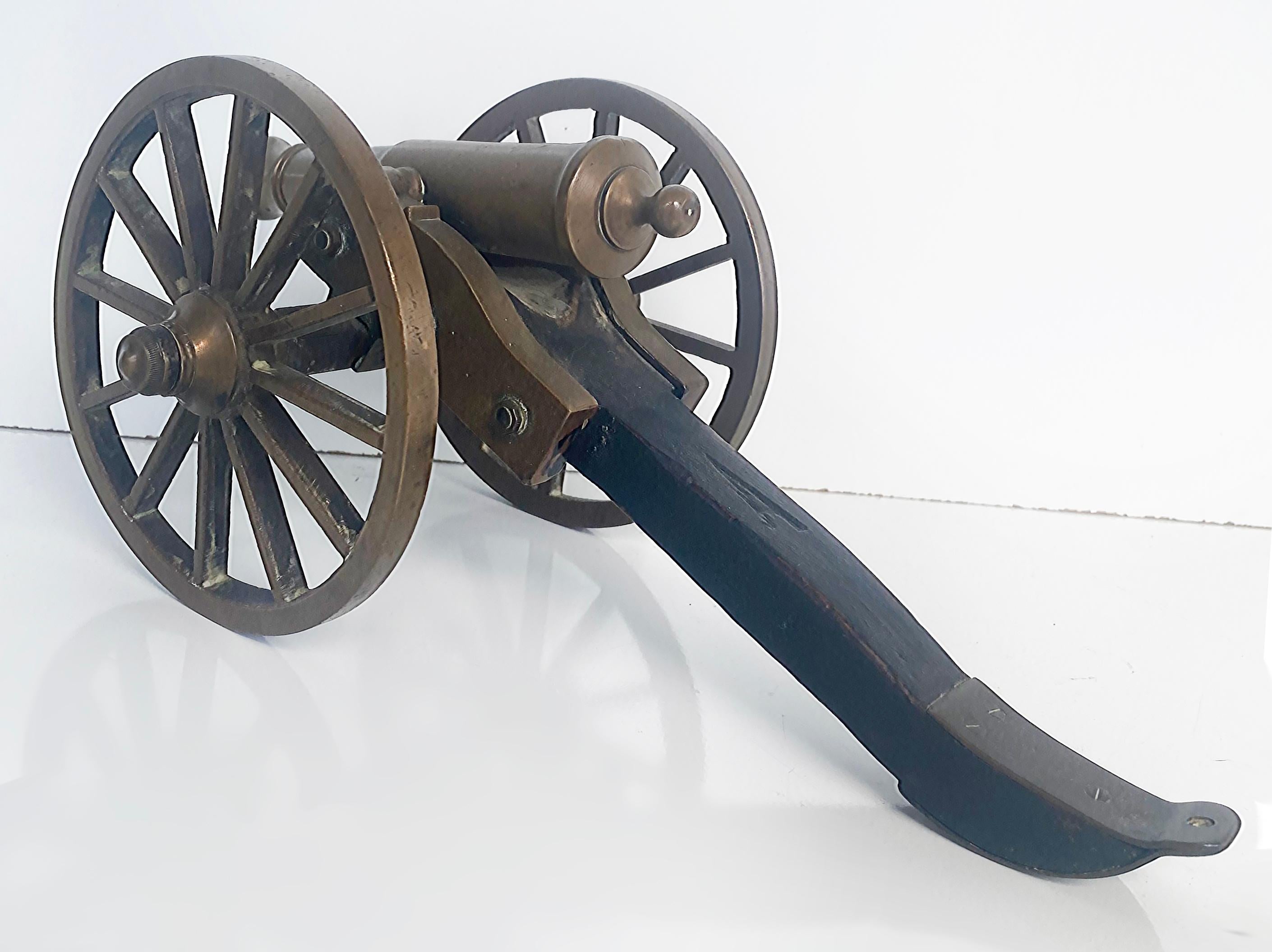Early 20th Century Bronze and Wood Mounted Cannon Model with Large Wheels For Sale 1
