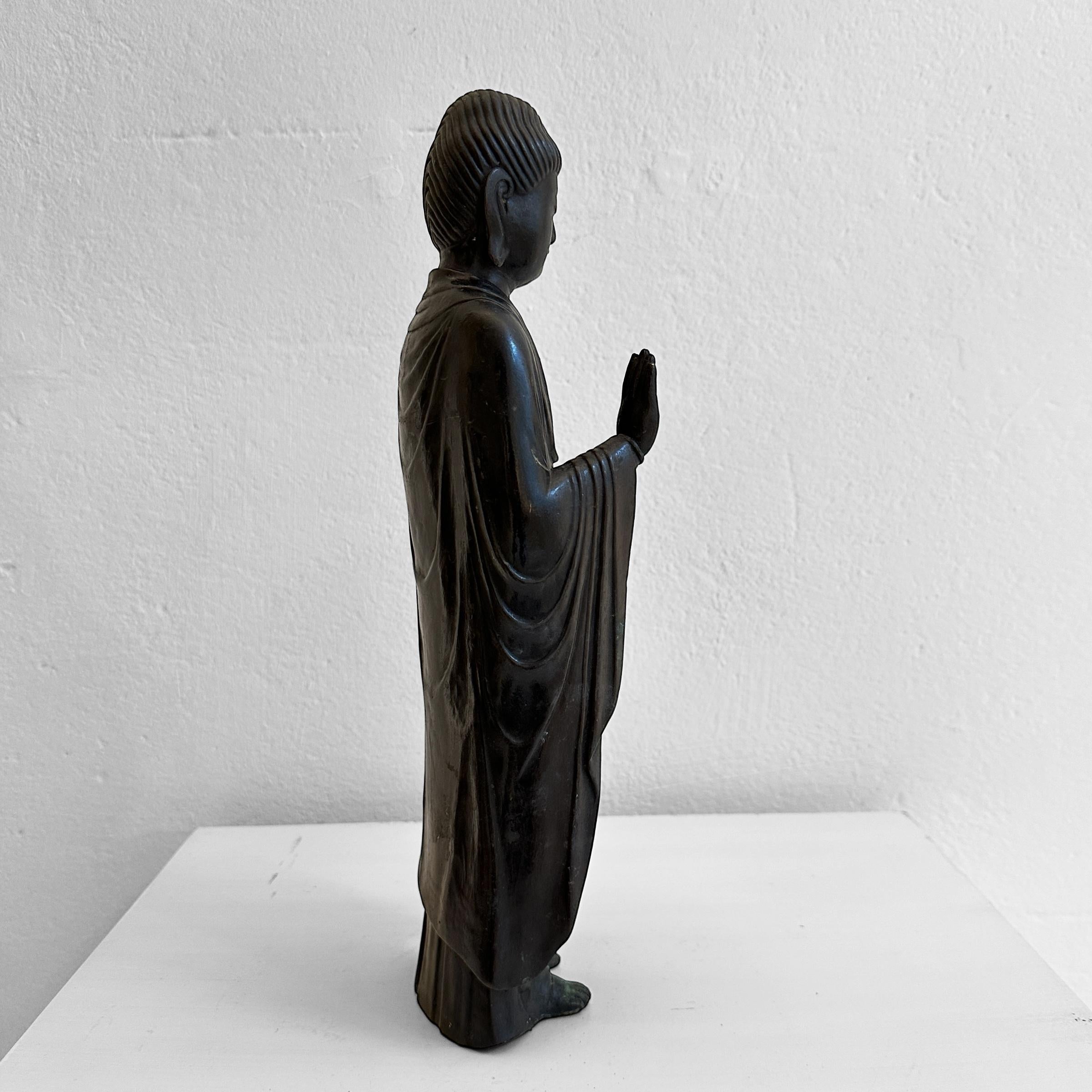 Early 20th Century Bronze Buddha Sculpture, Japan, around 1920 For Sale 2