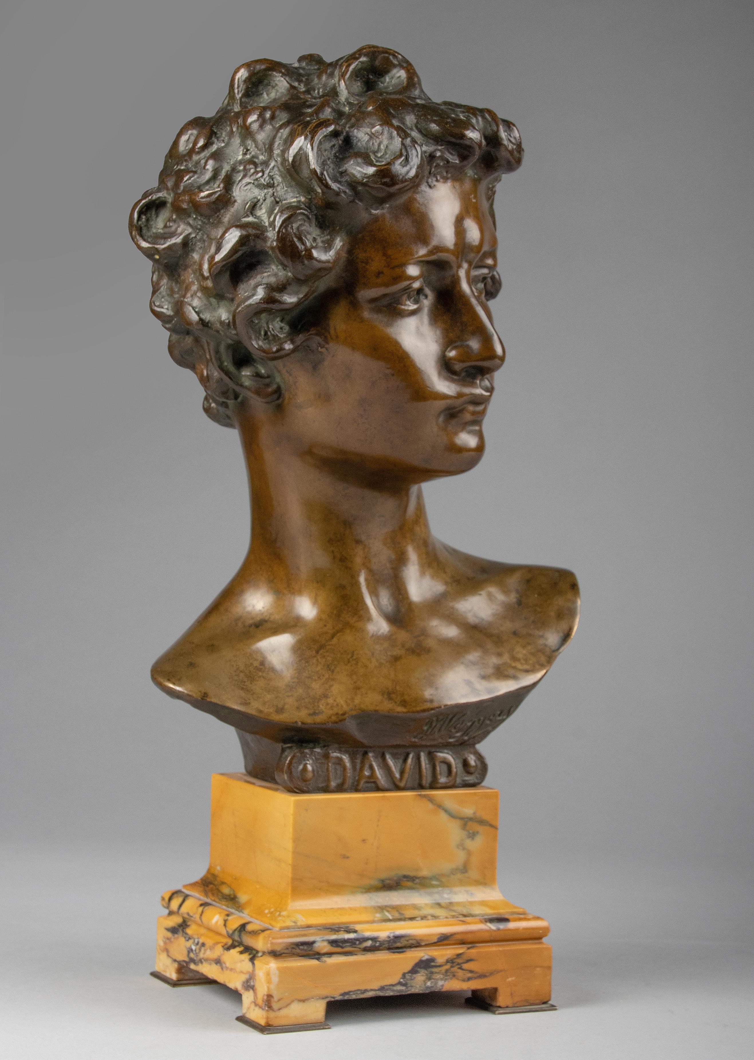 Early 20th Century Bronze Bust of David, Désiré Weygers For Sale 1