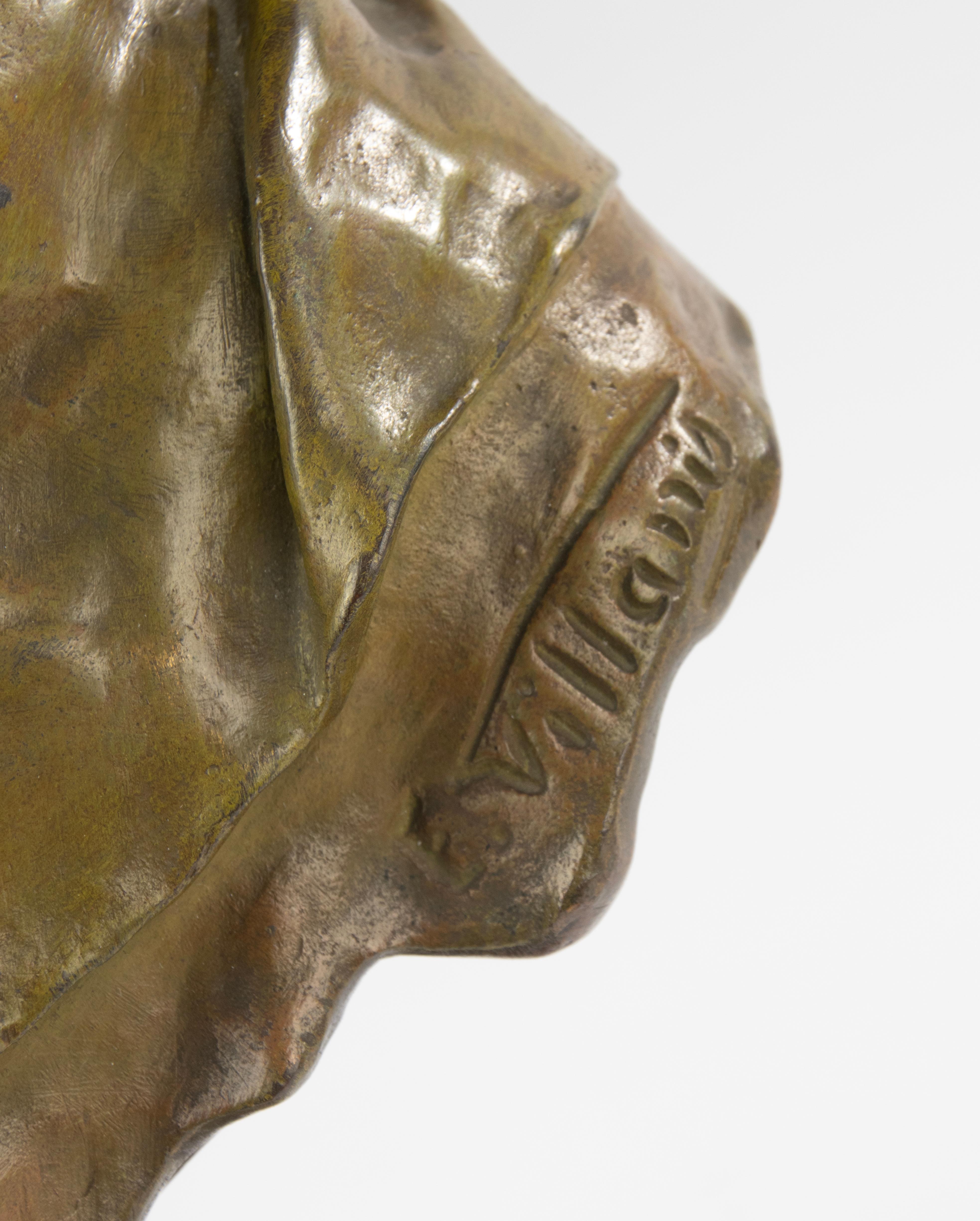 French Early 20th Century Bronze Buste - Lucrece - by Emmanuel Villanis