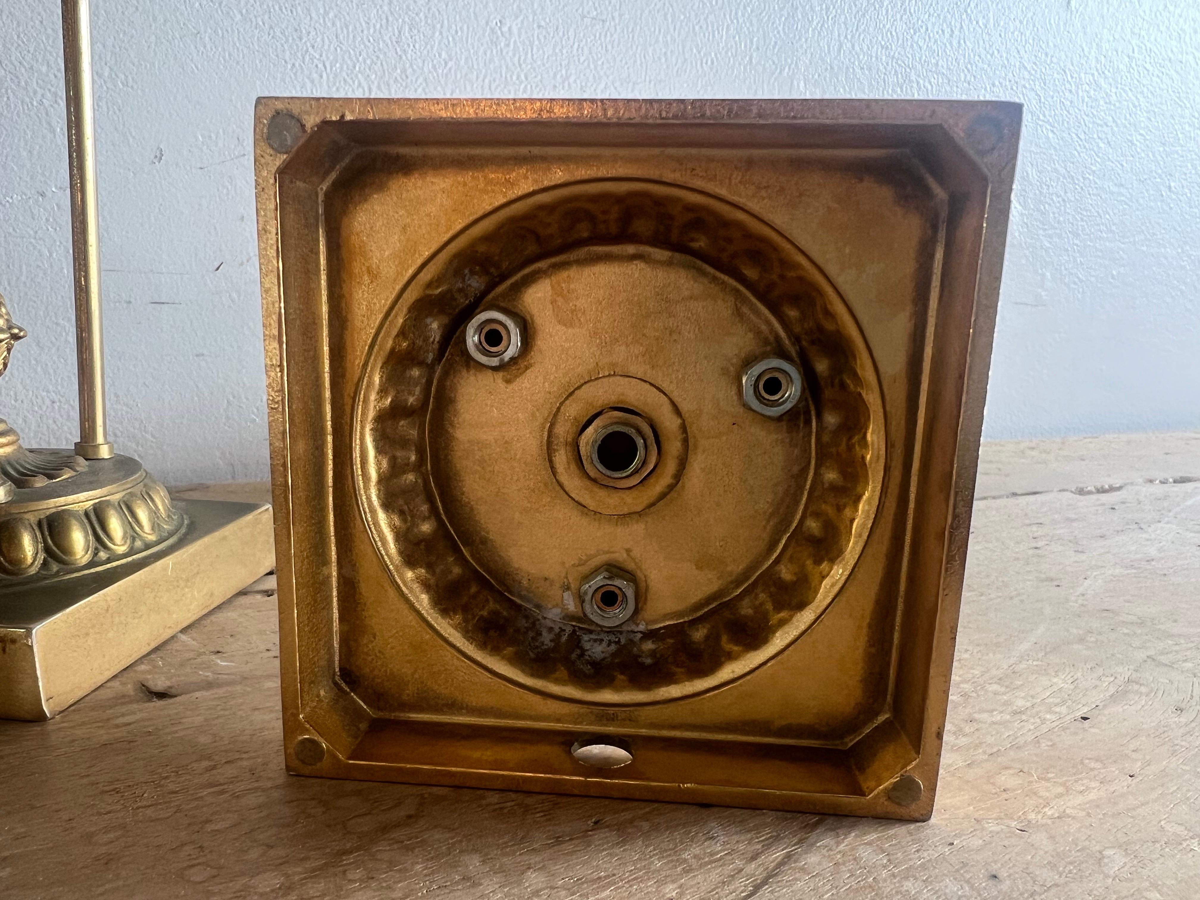 Portacandele in bronzo dei primi del Novecento in vendita 3