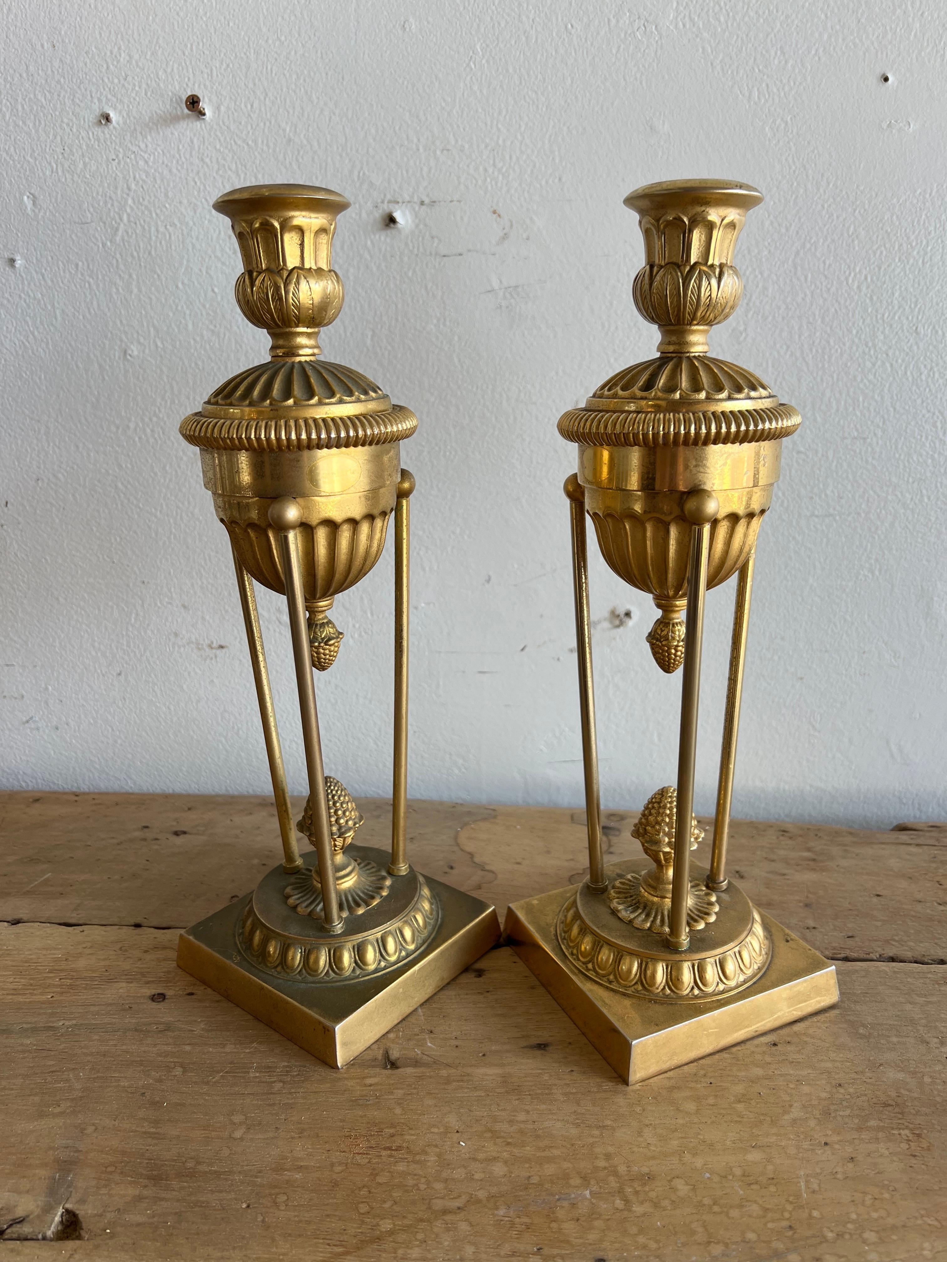 Portacandele in bronzo dei primi del Novecento In condizioni discrete in vendita a Los Angeles, CA