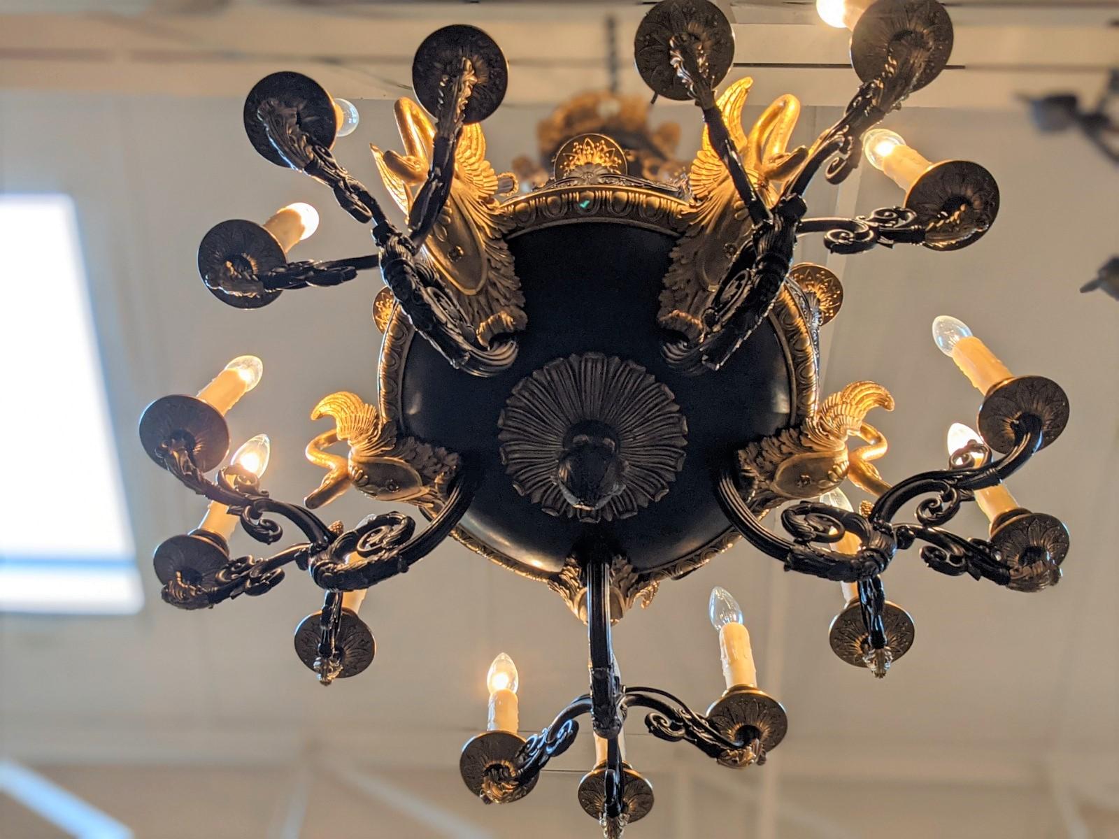 Early 20th Century Bronze Chandelier from France For Sale 1
