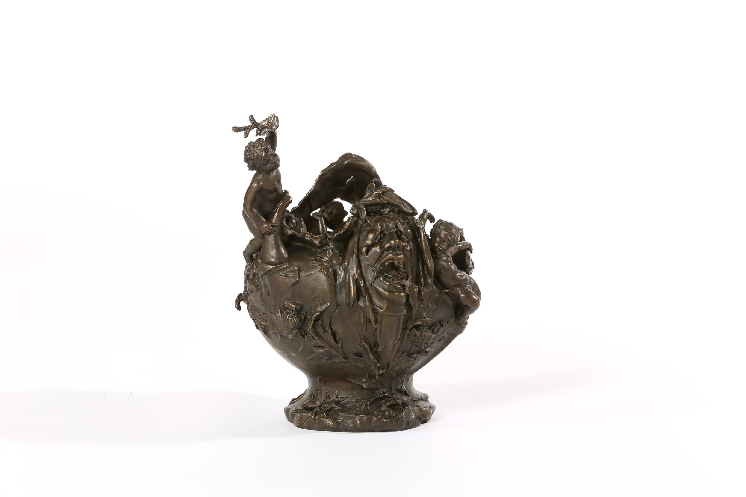 European Early 20th Century Bronze Decorative Centerpiece For Sale