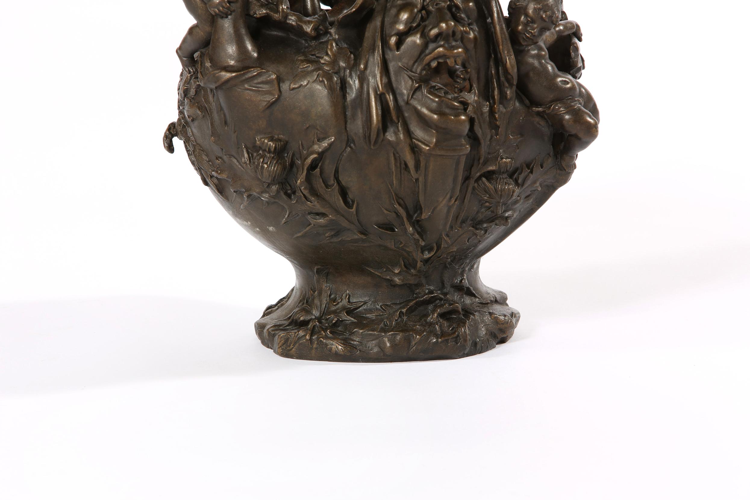 Early 20th Century Bronze Decorative Centerpiece For Sale 3