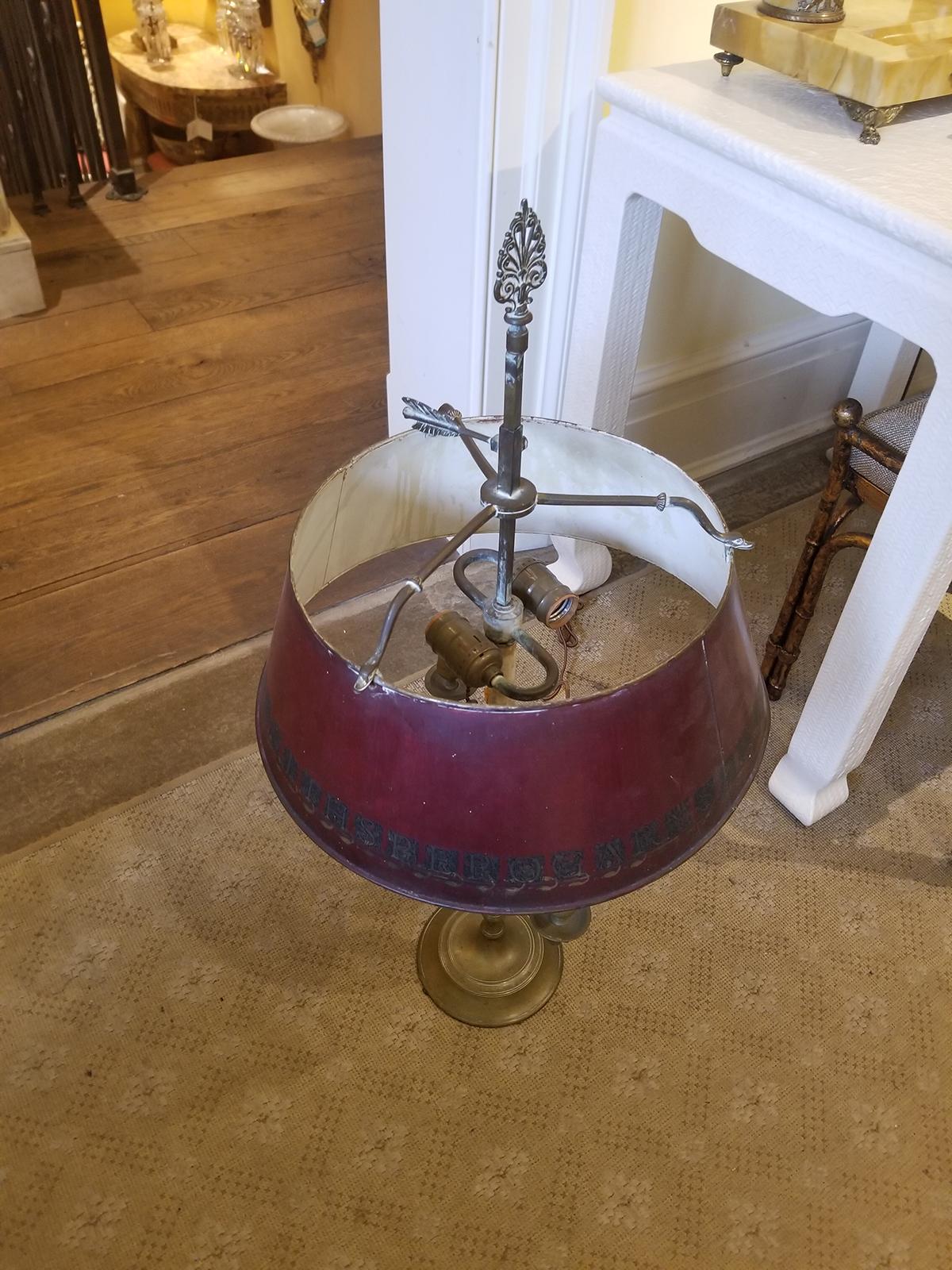 Early 20th Century Bronze Four-Arm Bouillotte Lamp with Decoupage Tole Shade For Sale 1