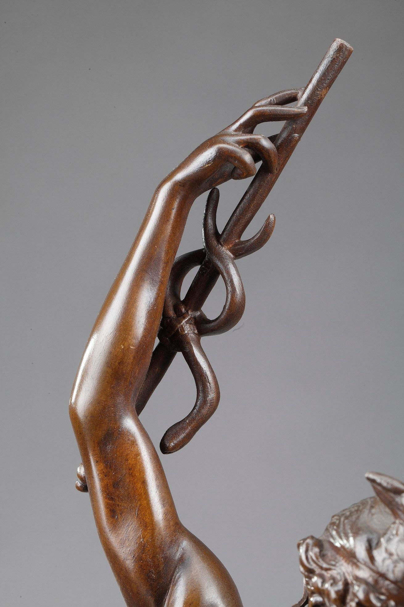 Early 20th Century Bronze Hermes Adjusting his Sandal after the Antique In Good Condition In Paris, FR