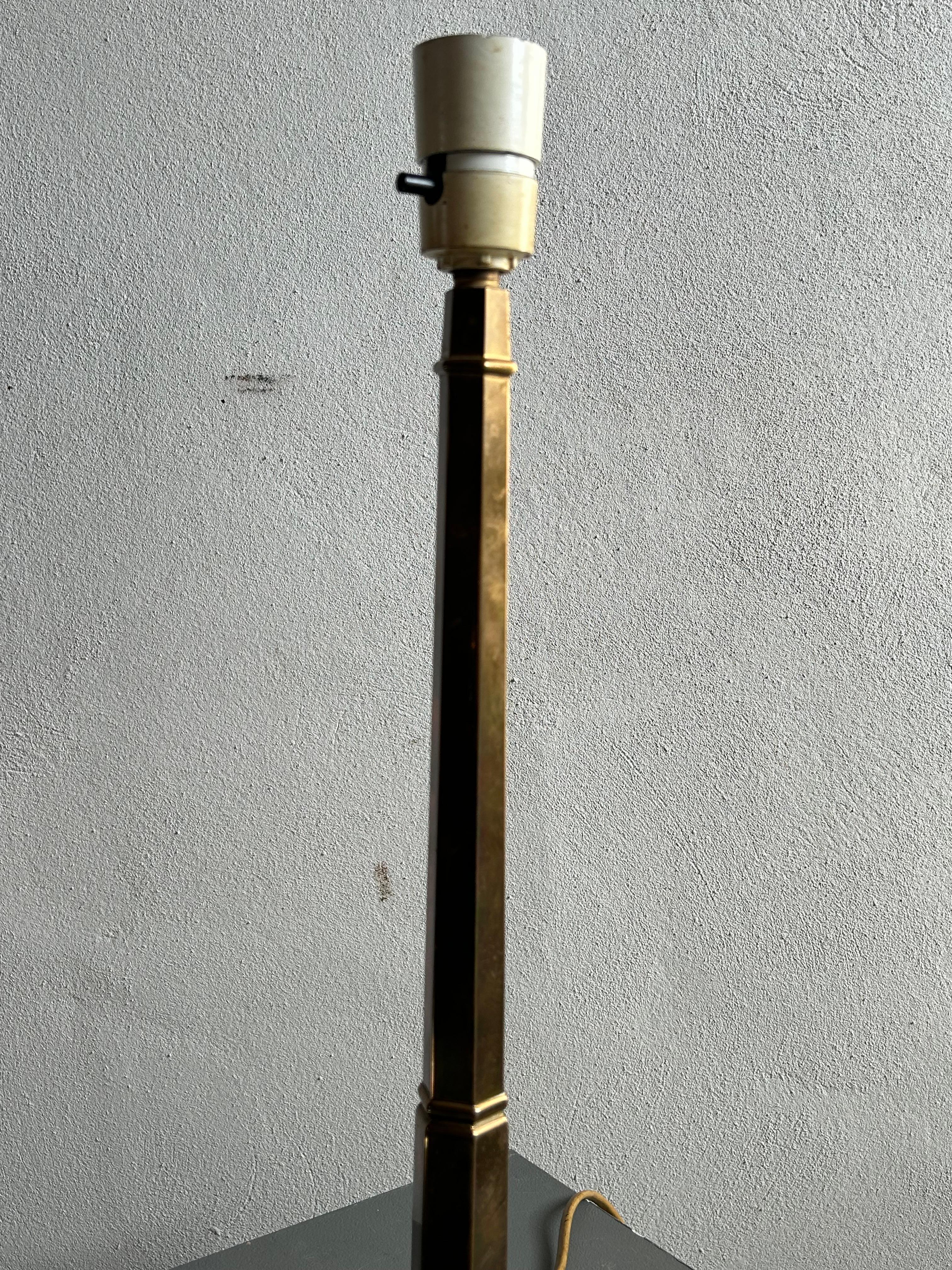 Danois Lampe de table Jugend en bronze du début du XXe siècle, Danemark Circa 1900 en vente