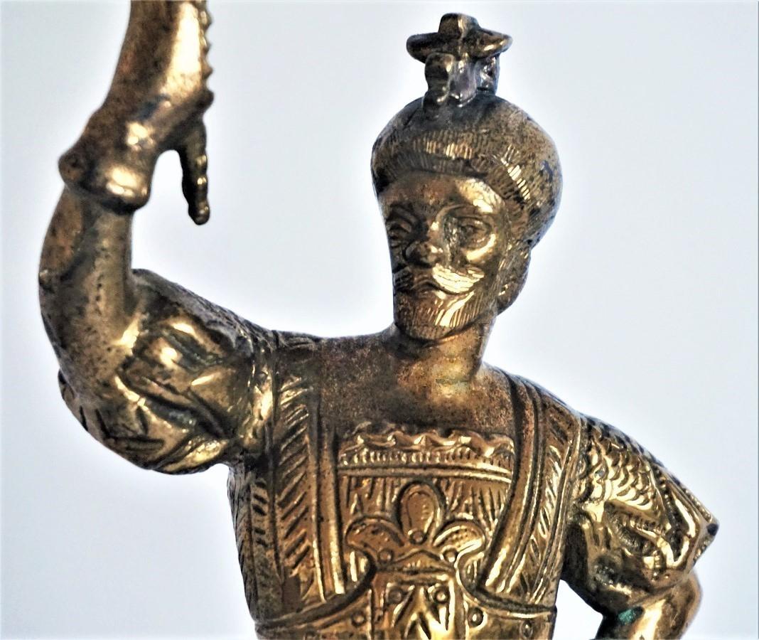 Verre Début du 20e siècle - Sculpture de chevalier en bronze Lampe de table ou de bureau électrifiée en vente