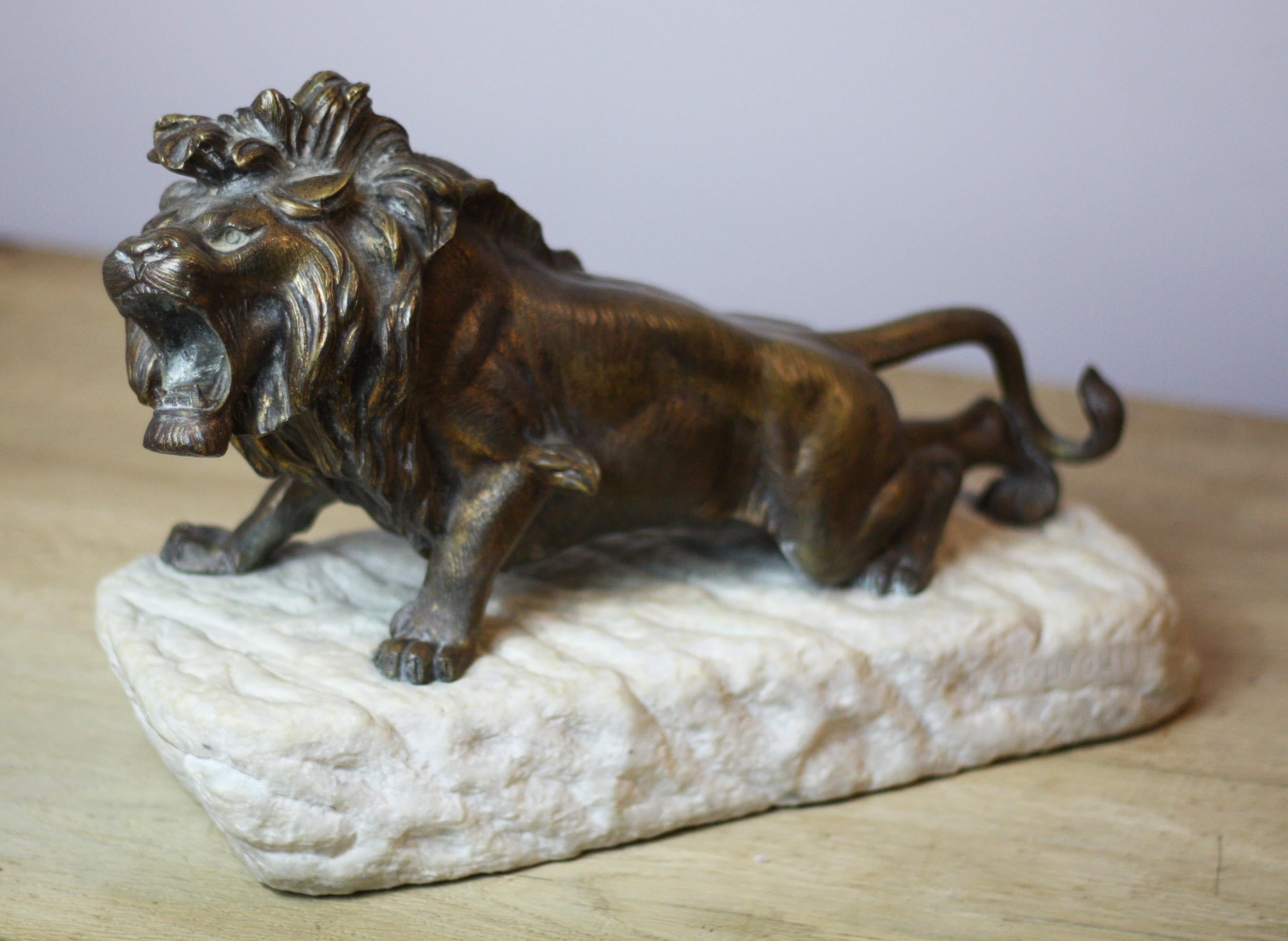 Early 20th Century Bronze Lion Statue by Robert Bousquet In Good Condition In Tetbury, Gloucestershire