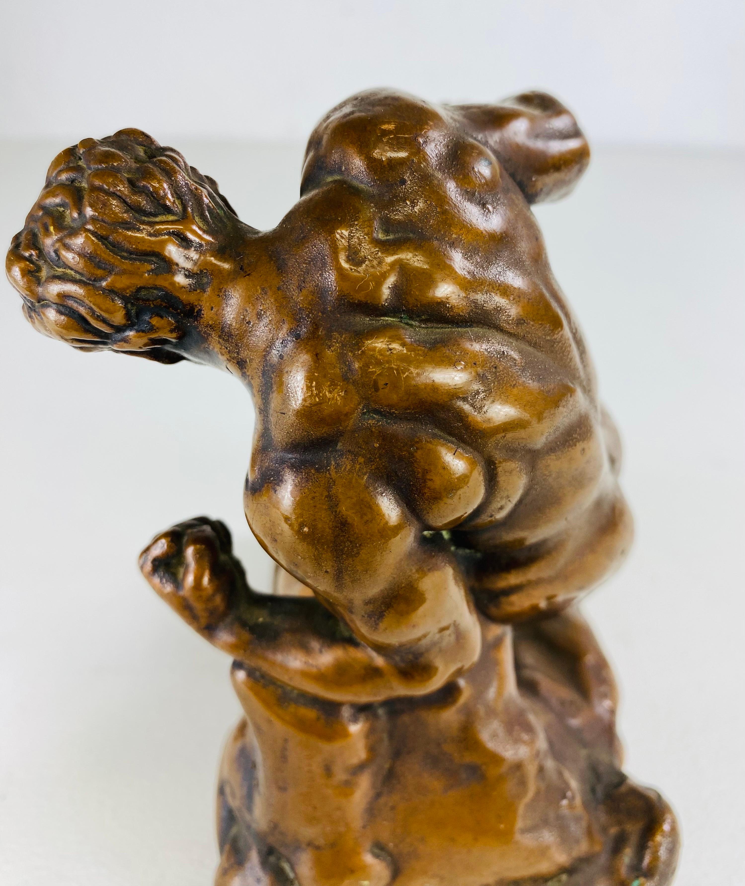 Escultura figurativa masculina desnuda de bronce de principios del siglo XX en Bueno estado para la venta en Allentown, PA