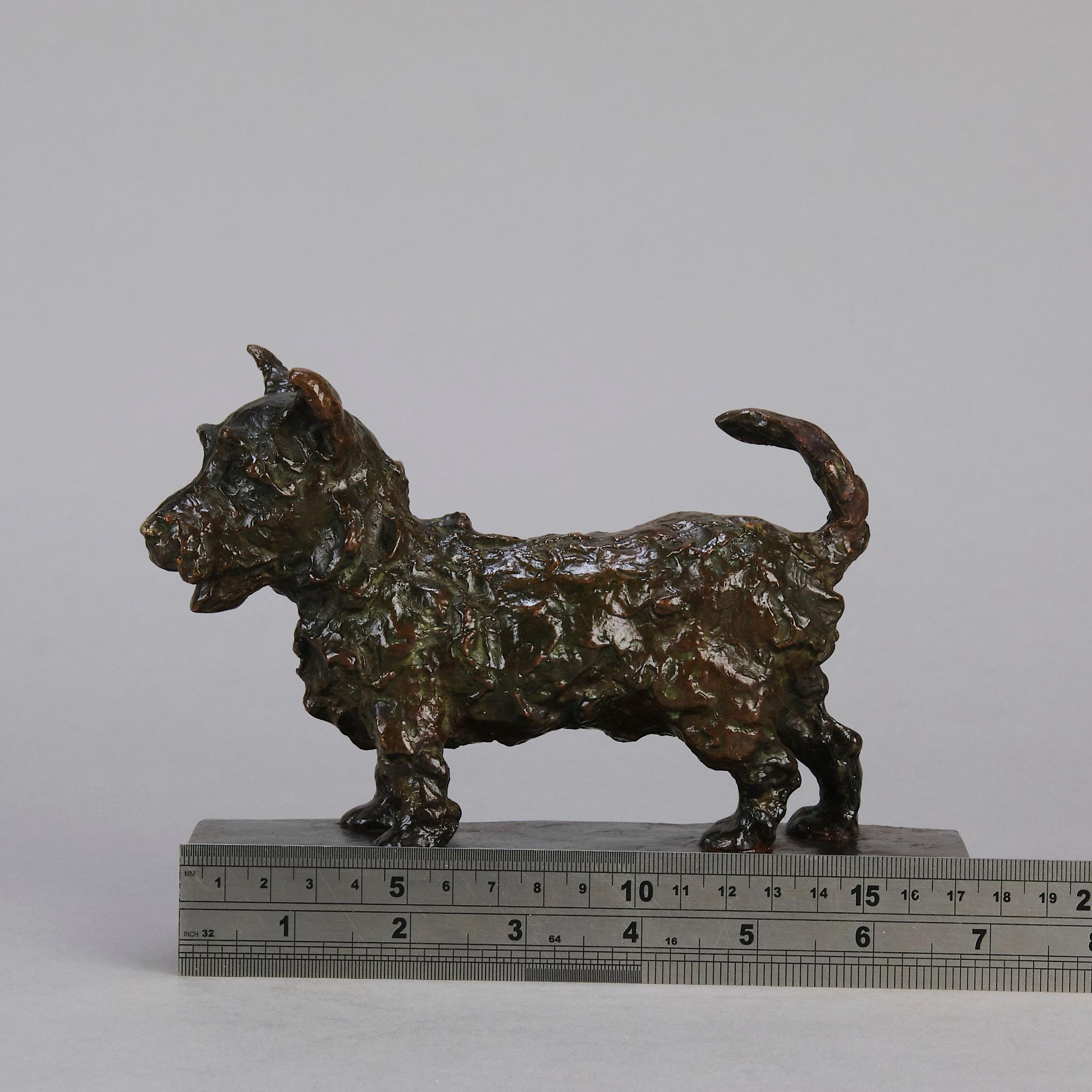 Scultura in bronzo dei primi del Novecento intitolata 