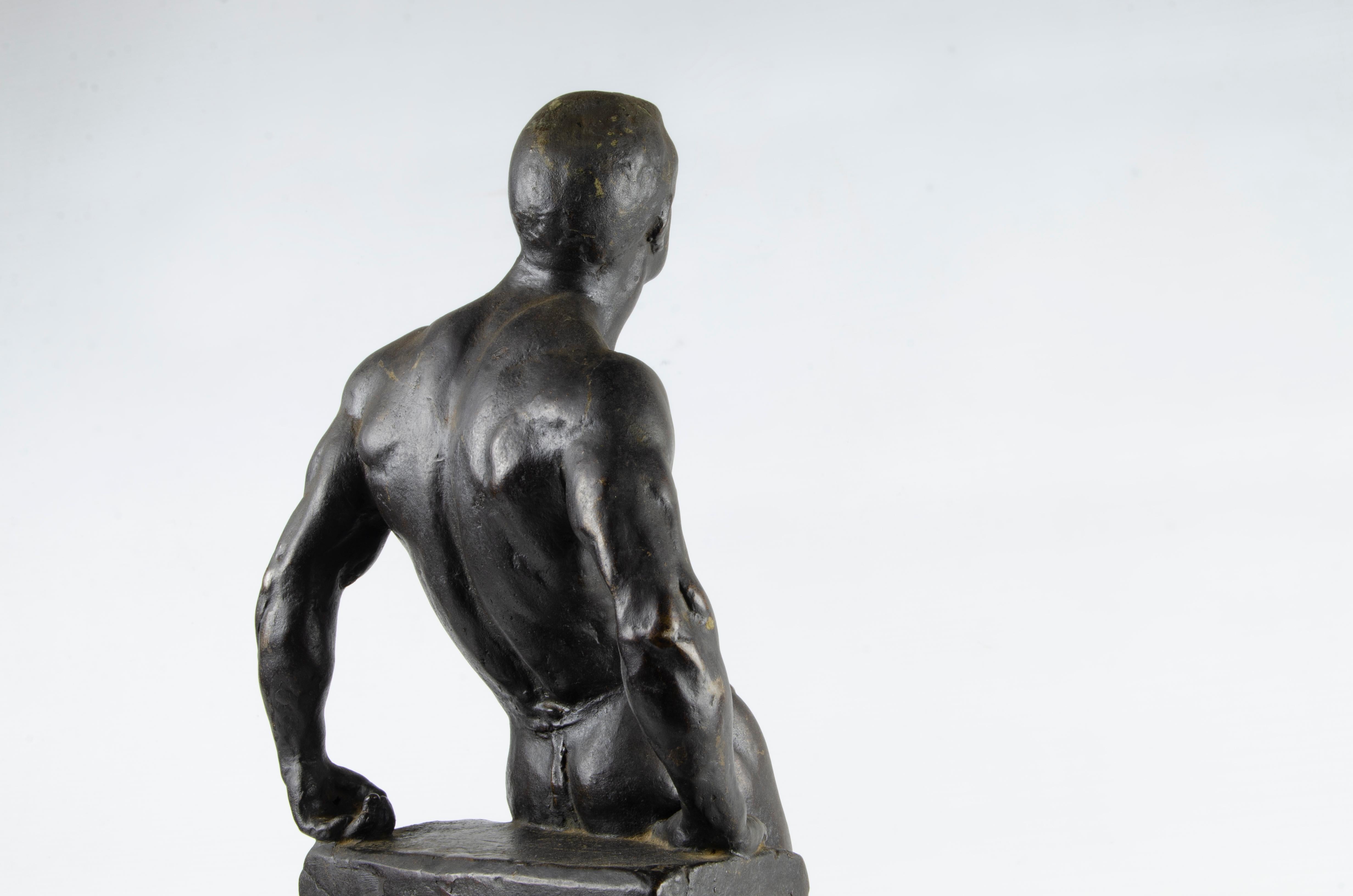 Metallo Scultura in bronzo di atleta maschile dei primi del Novecento di Donato Barcaglia, Italia in vendita