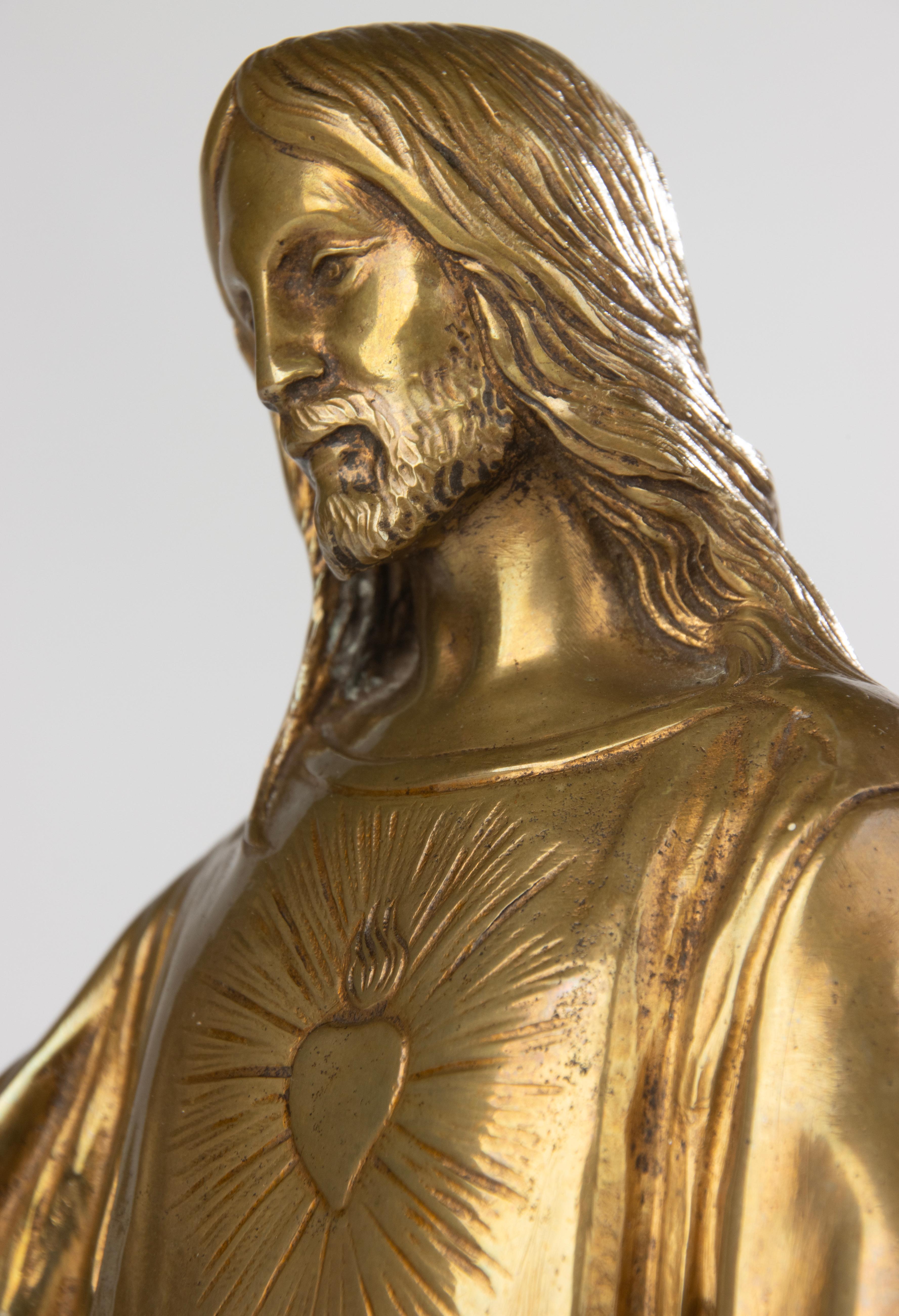 Sculpture en bronze du début du 20e siècle - La bénédiction de Jésus-Christ par Paul Gasq en vente 6