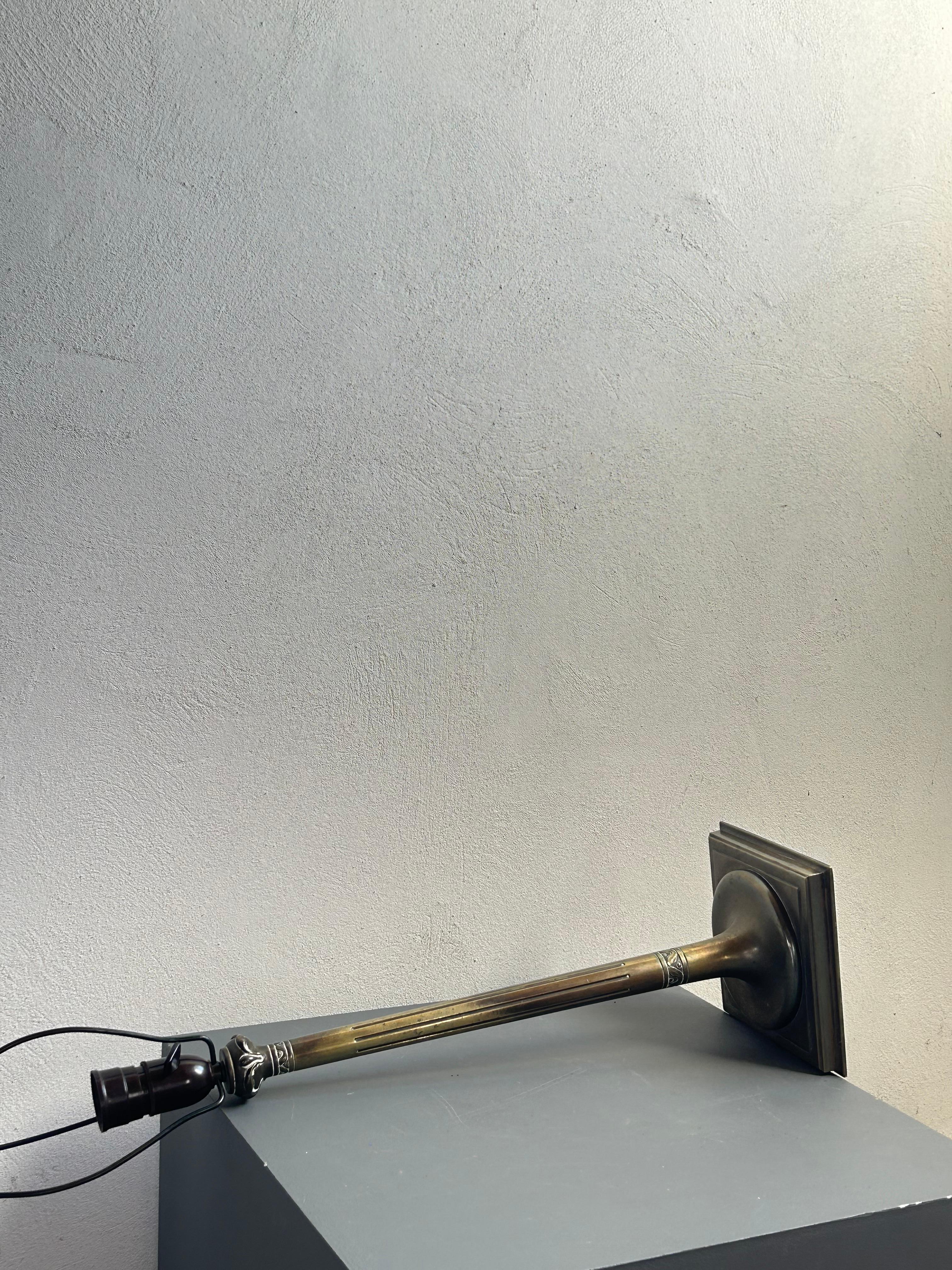 Moulage Lampe de table en bronze du début du XXe siècle par Thorvald Bindesbøll, Danemark en vente