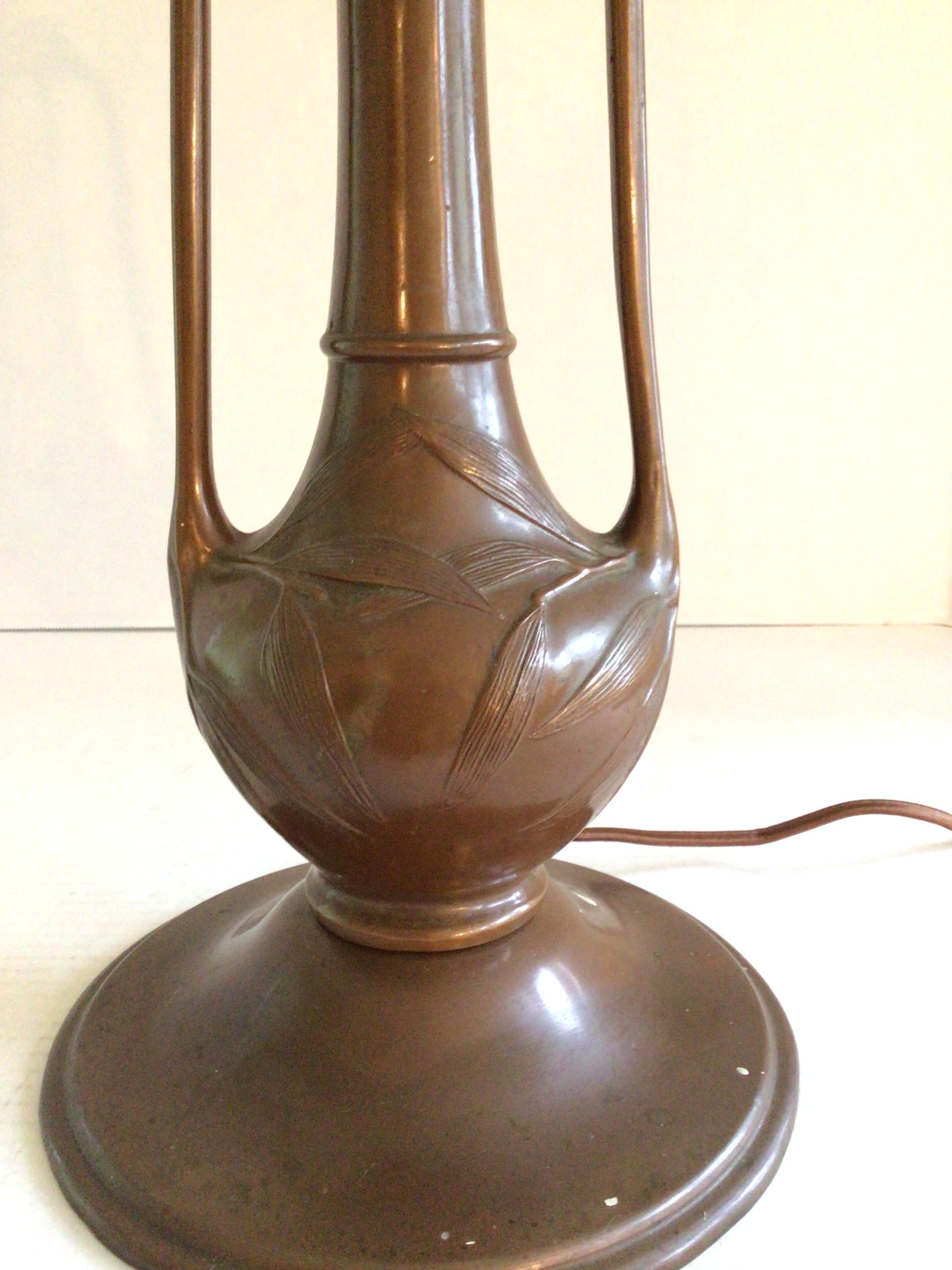 Early 20th Century Bronze Table Lamp For Sale 1