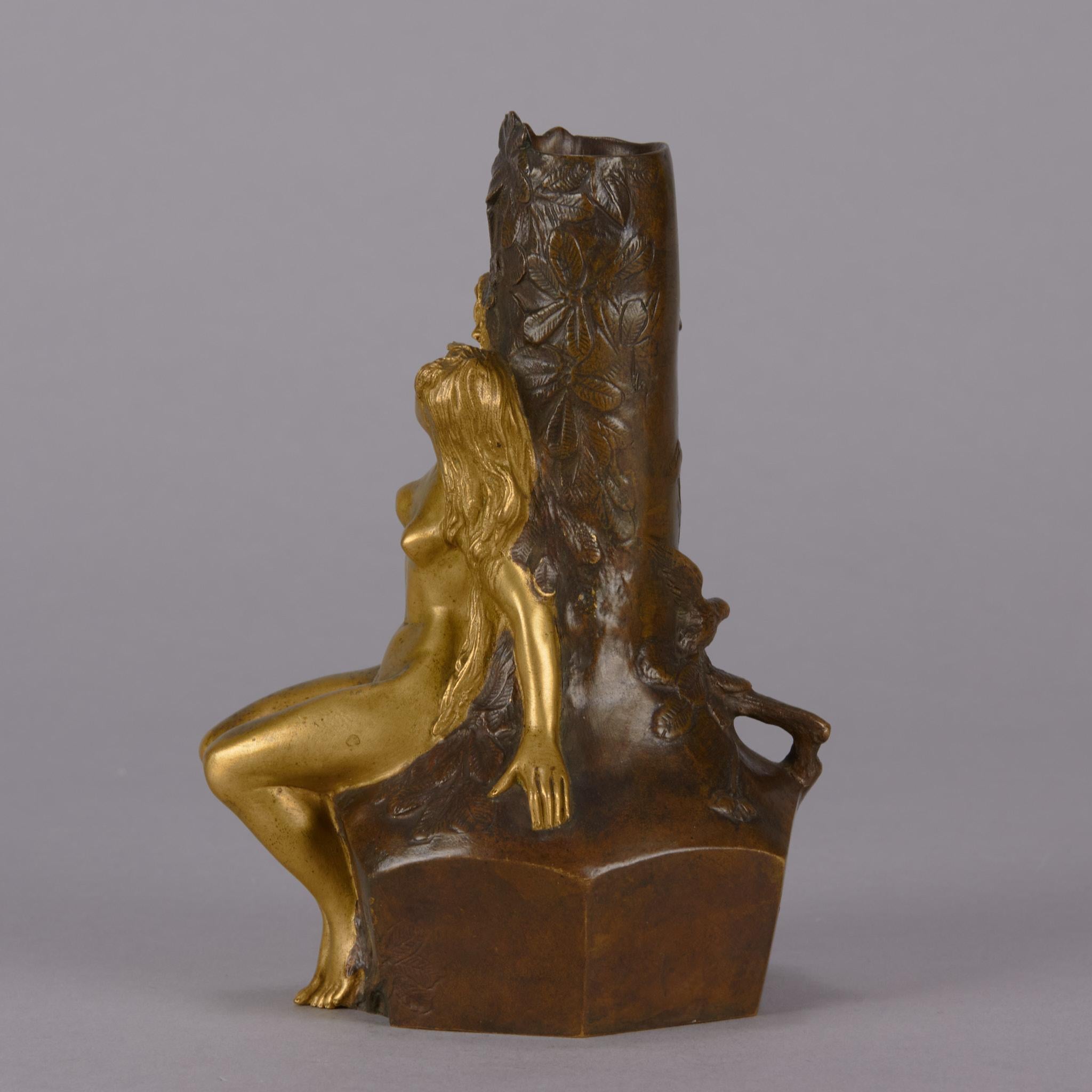 Bronzevase aus dem frühen 20. Jahrhundert mit dem Titel „Fe des Bois“ von Charles Korschann im Angebot 2