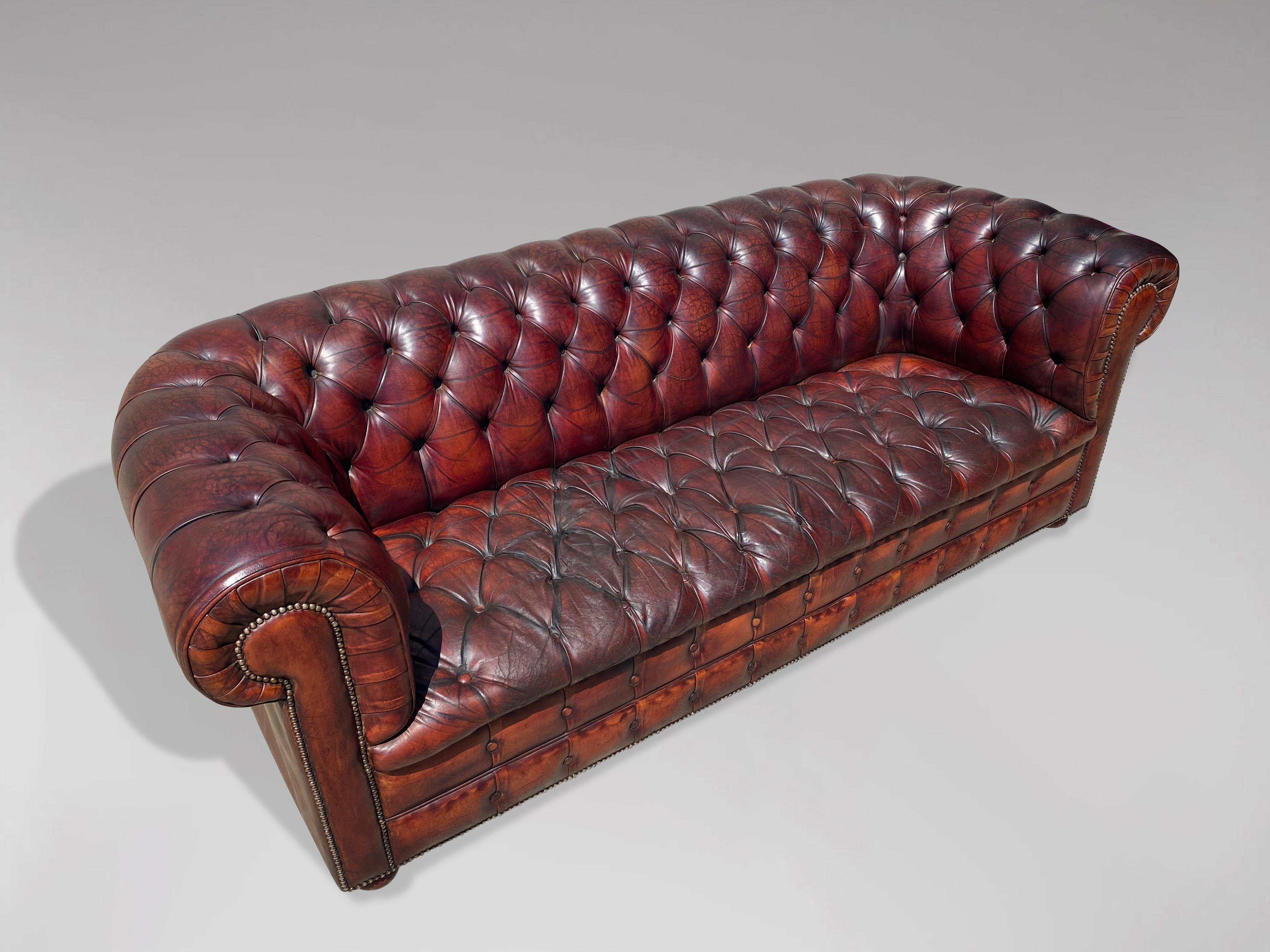 Early 20th Century Burgundy Colour Leather Three Seater Chesterfield In Good Condition For Sale In Petworth,West Sussex, GB