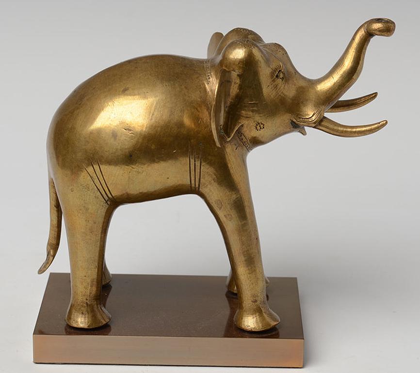 Early 20th Century, Burmese Bronze Standing Elephant For Sale 5