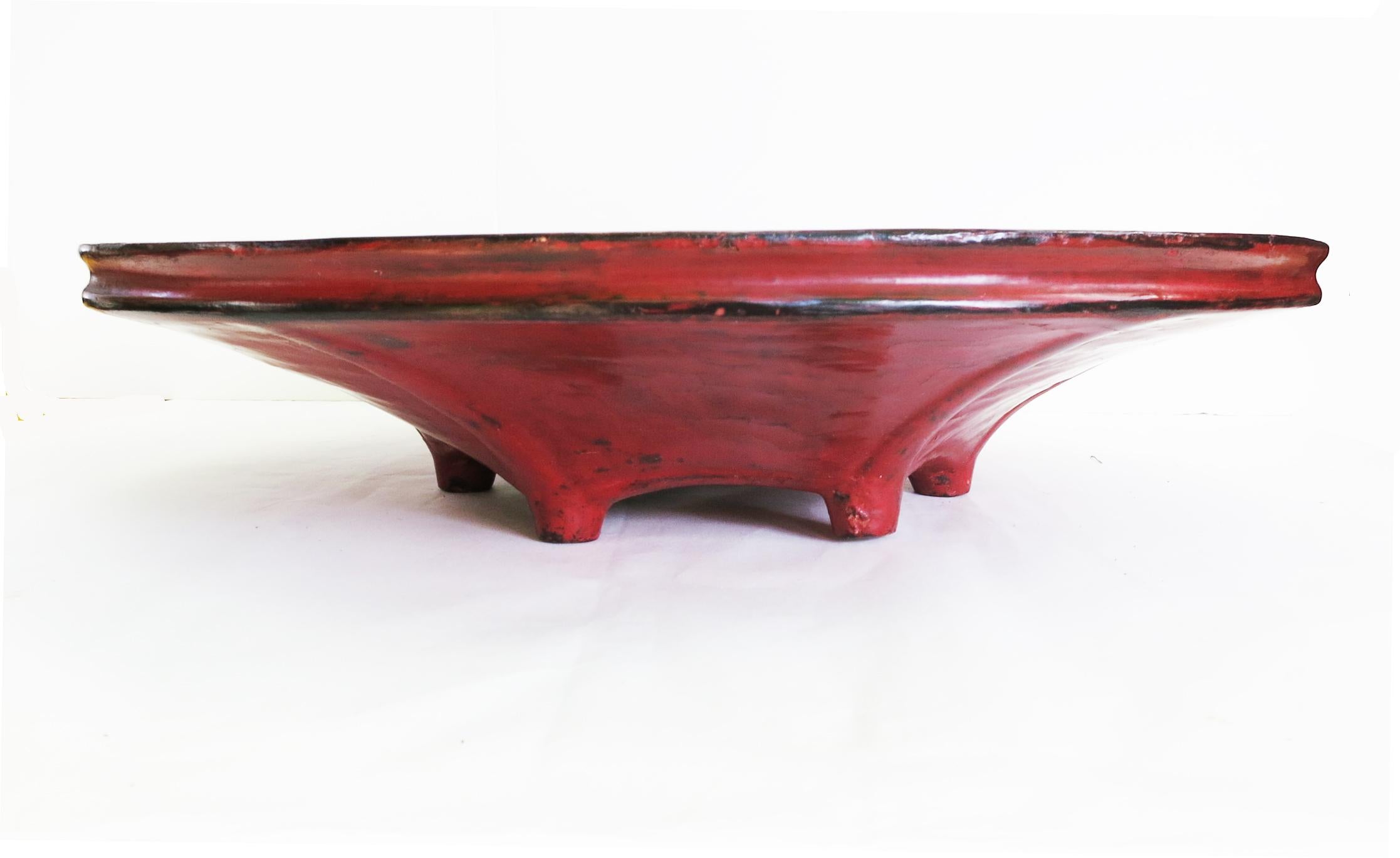 Burmese (Myanmar) Lacquerware has a long tradition dating back to the 13th century. Lacquer in Burma is called “Thitsi” meaning the sap of a Thitsi Tree (Melanhorrea Usitata). Typically, bamboo and wood are used as a frame or base in making lacquer