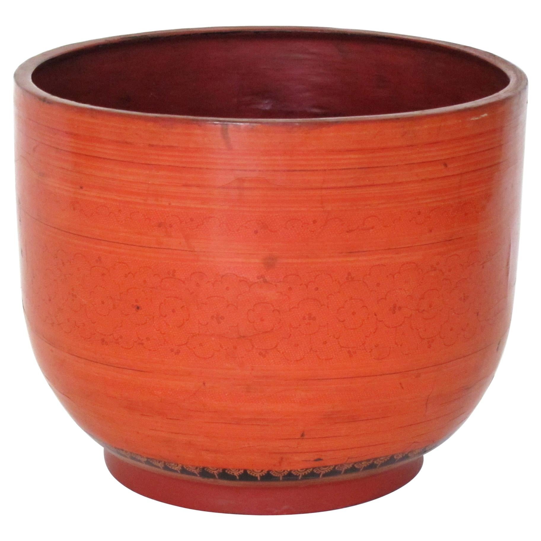 Early 20th Century Burmese Lacquered Water Bowl, "Yay Khwet Gyi"