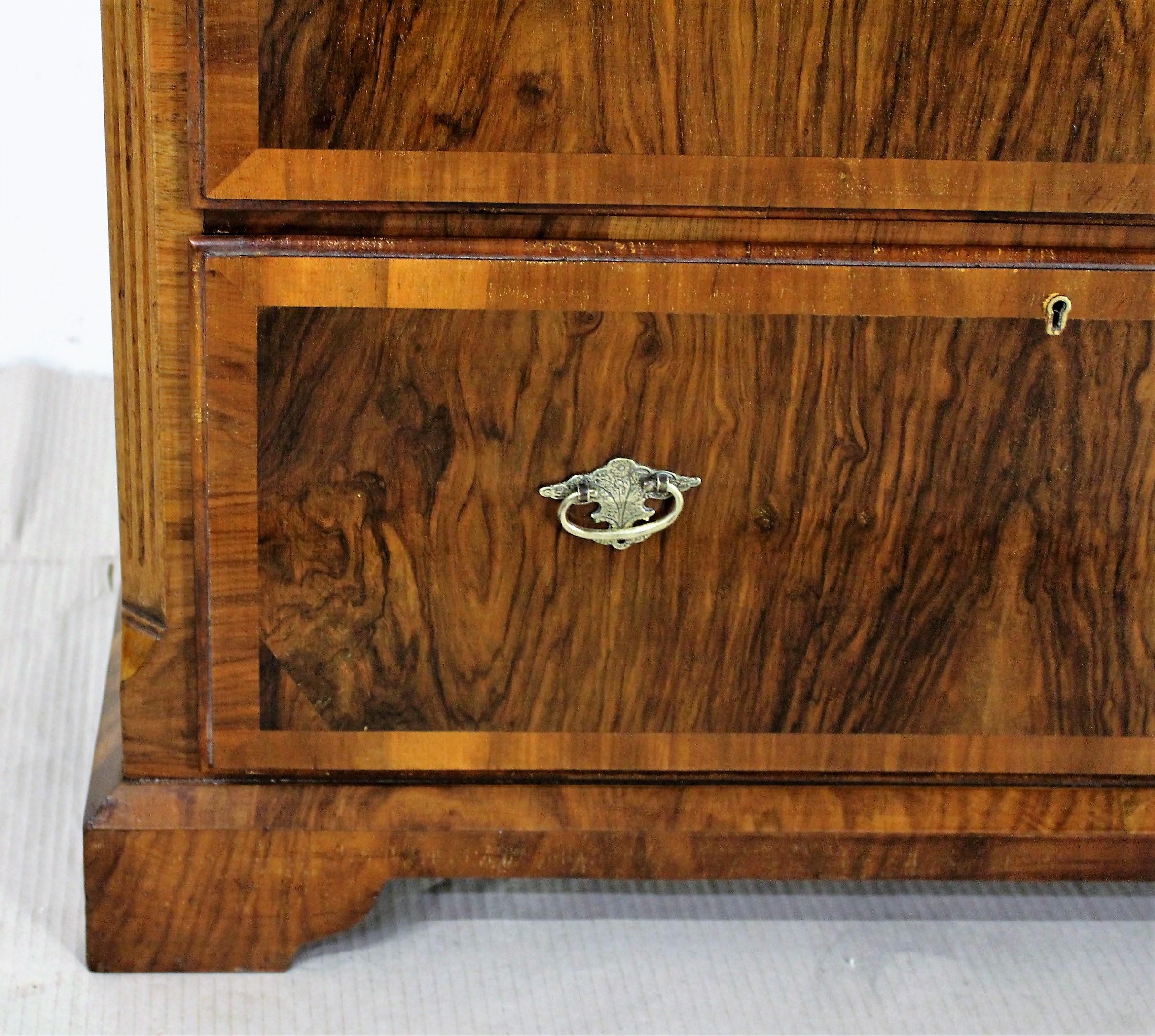 Early 20th Century Burr Walnut Chest on Chest In Good Condition In Poling, West Sussex