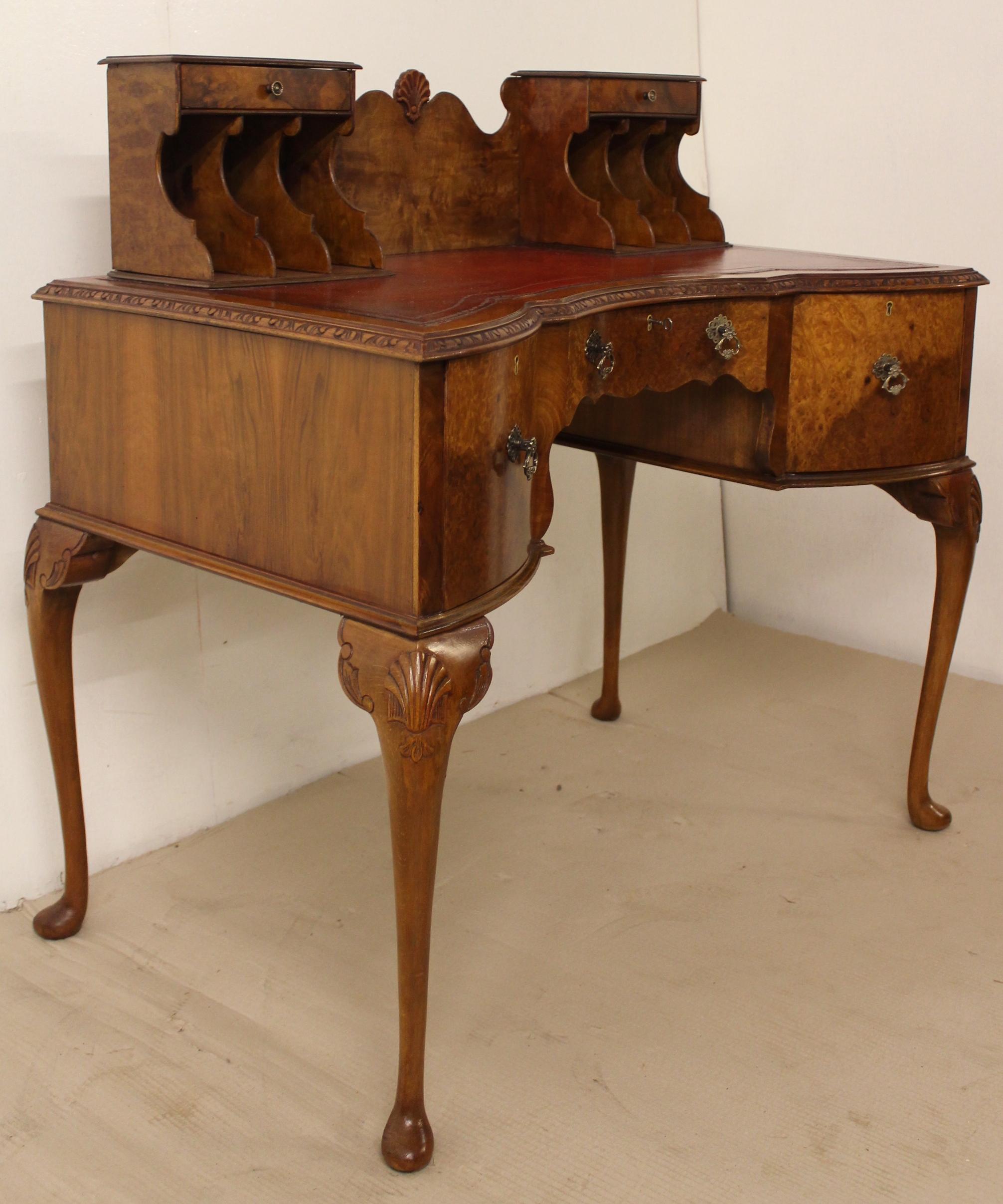 Early 20th Century Burr Walnut Writing Desk For Sale 5