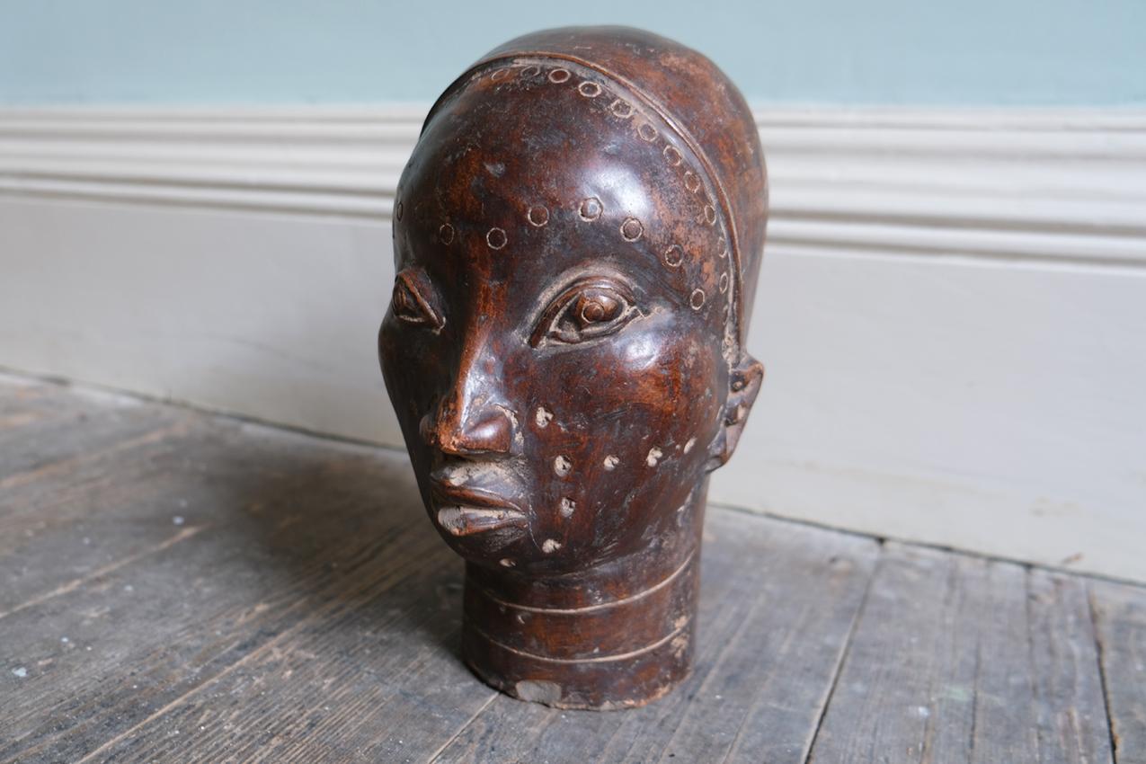 Primitive Early 20th Century Bust of an African Lady For Sale