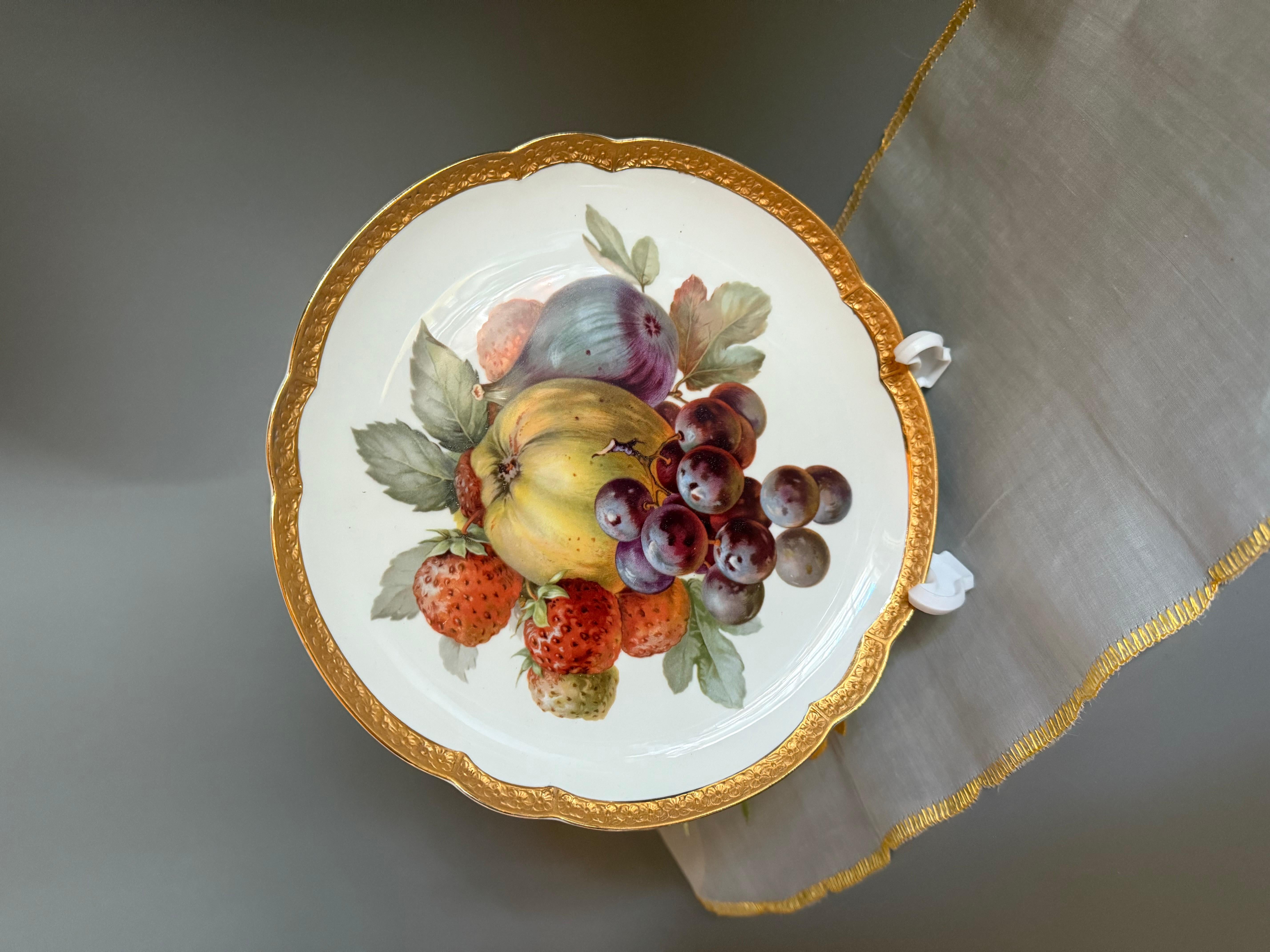 Barocco Piatti da armadio dell'inizio del XX secolo Frutti e gilets Rosenthal Germania in vendita