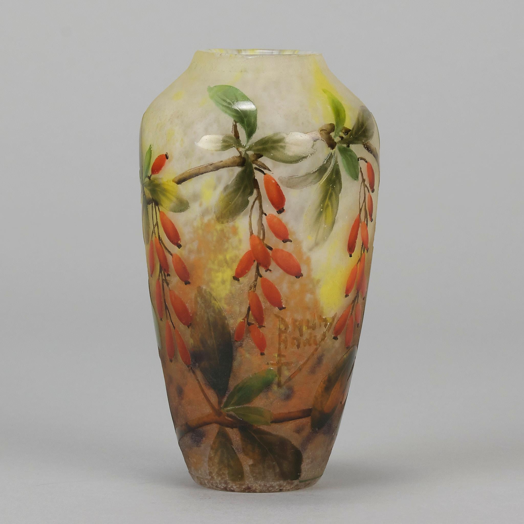 Art nouveau Vase en verre camée 