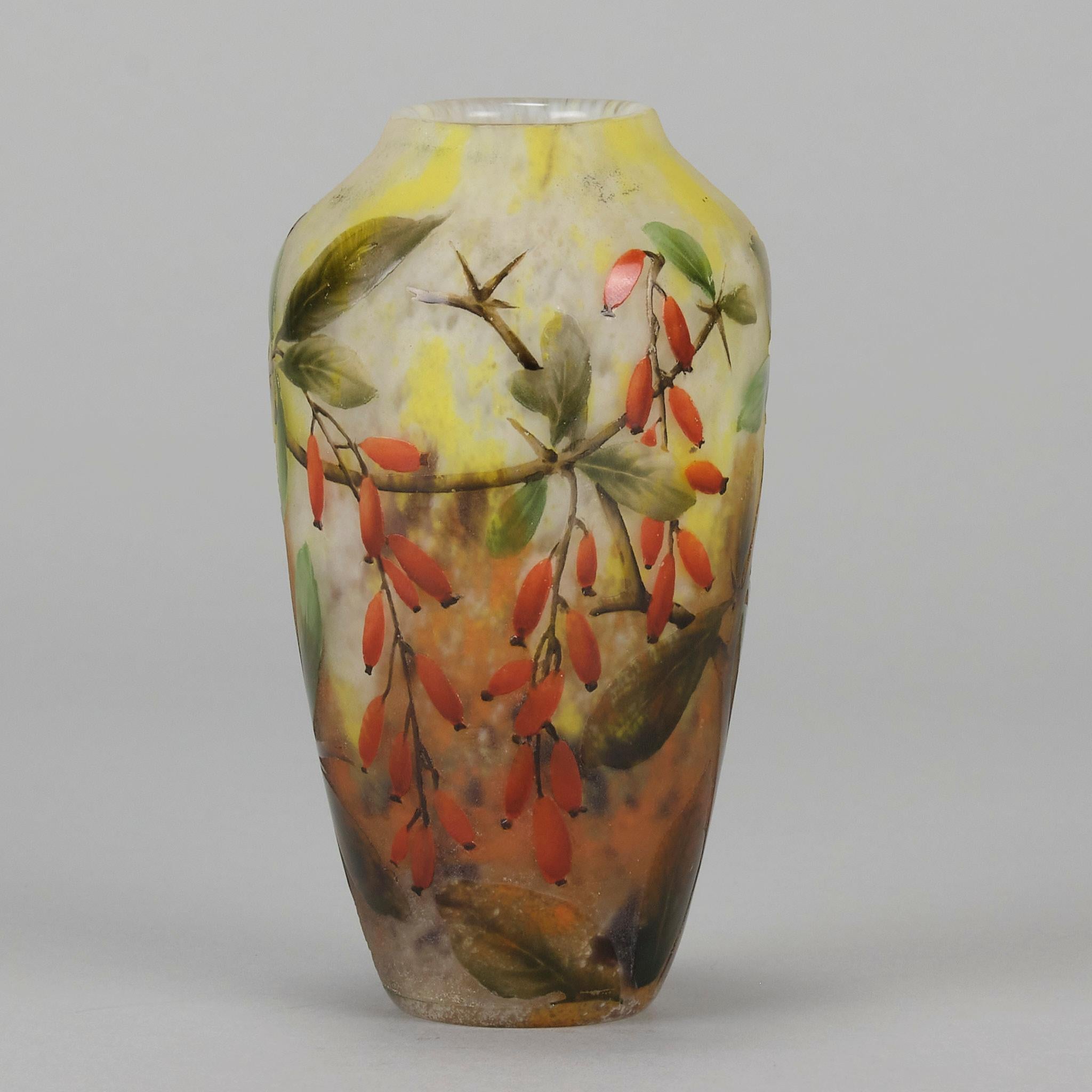 20ième siècle Vase en verre camée 