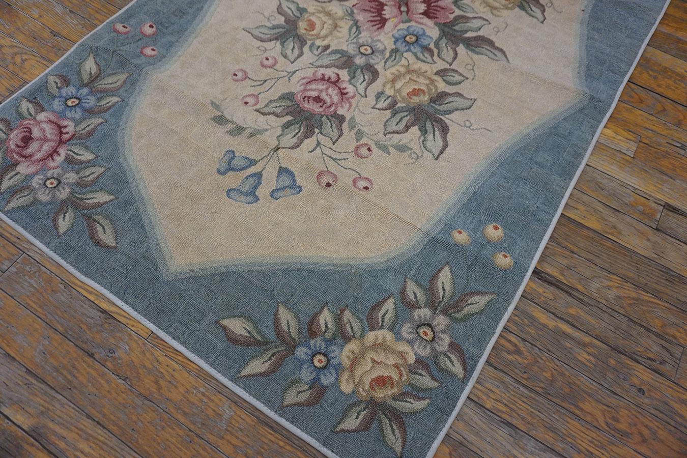 Mid-20th Century Early 20th Century Canadian Hooked Rug from Nova Scotia - Cheticamp For Sale