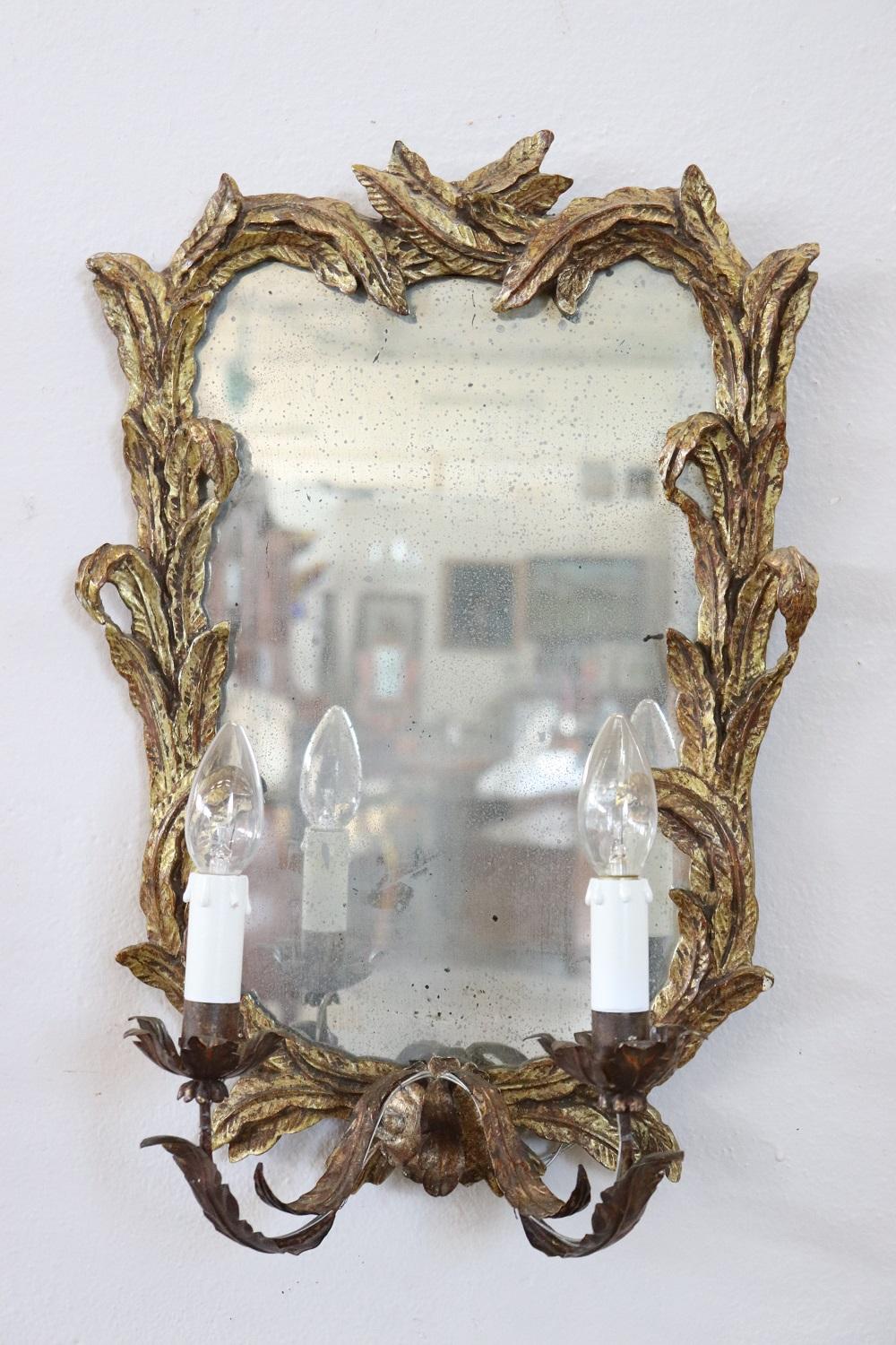 Gilt Early 20th Century Carved and Gilded Wood Sonces with Mirror, Set of Two For Sale