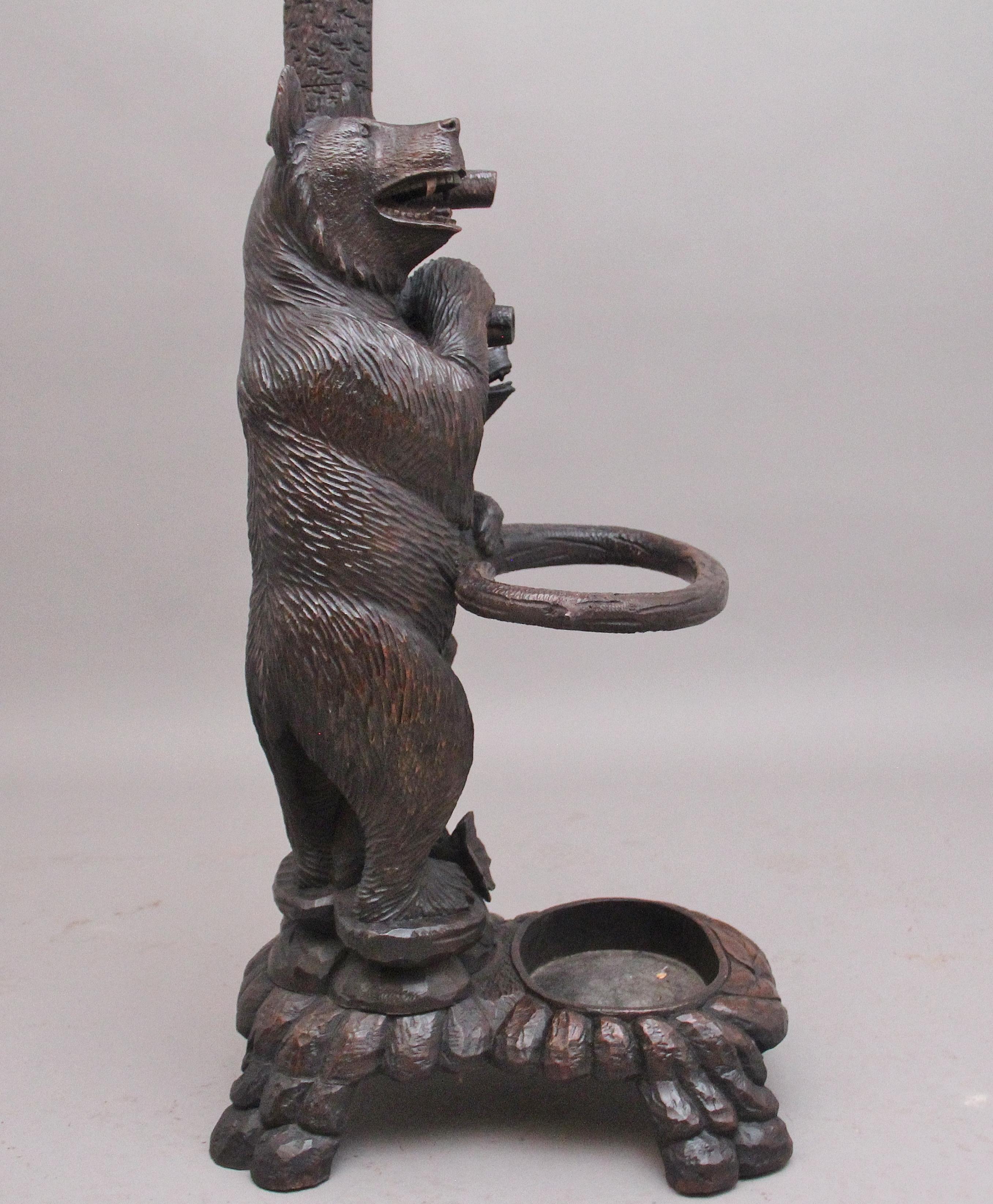 Early 20th Century carved bear hall stand For Sale 5