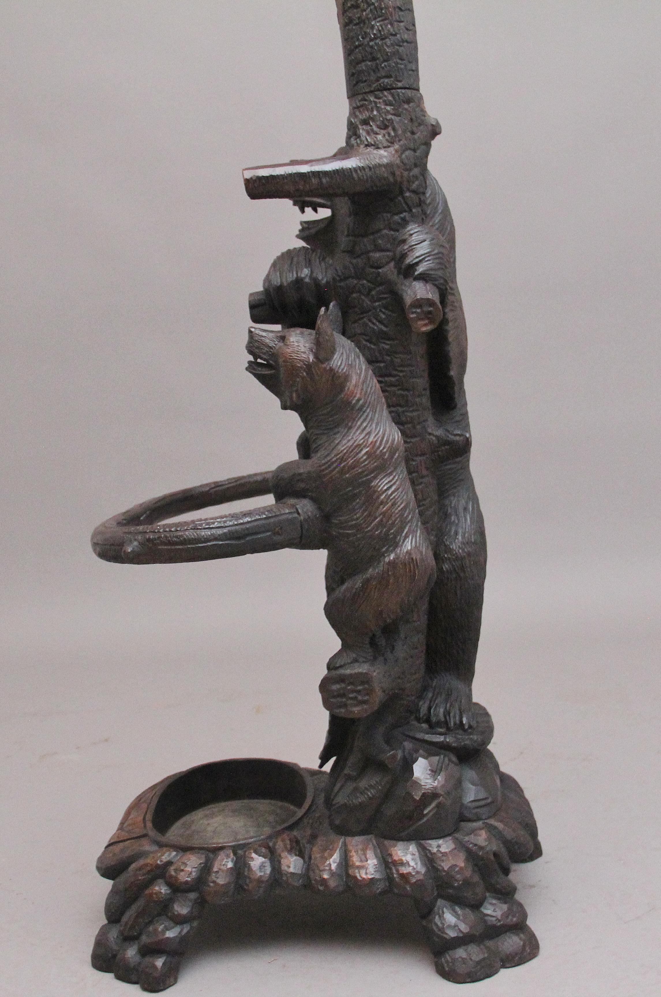 Early 20th Century carved bear hall stand For Sale 7