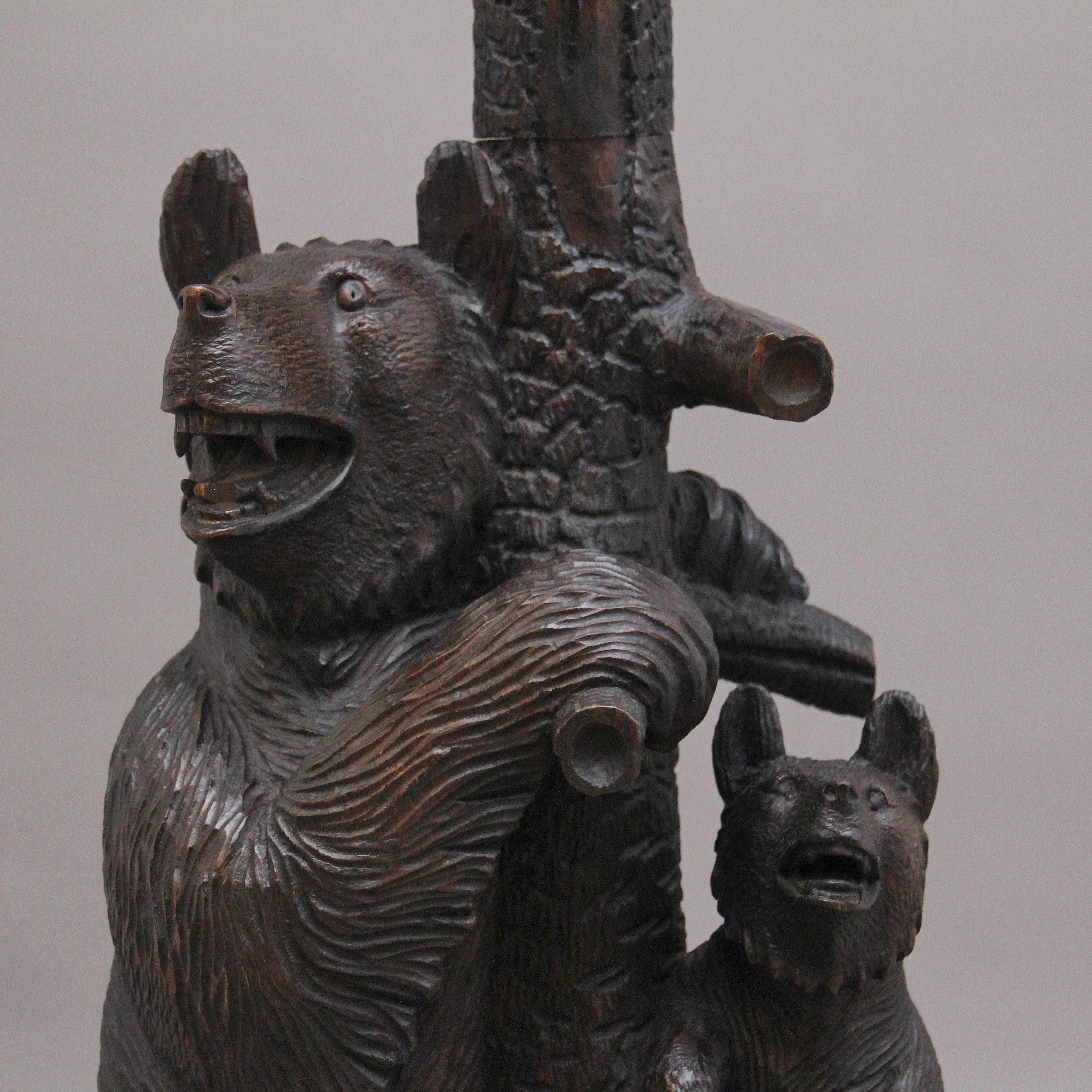 Early 20th Century carved bear hall stand For Sale 3